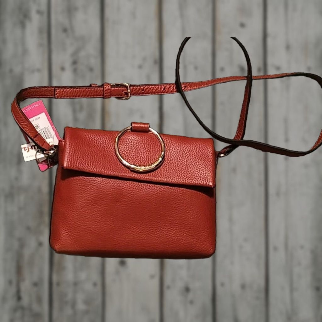 Vince Camuto Vince Camuto Crossbody Purse Dark Flame Red Leather New Women Medium Red Crossbody Vince Camuto Womens Medium Leather Crossbody Purse New Size ONE SIZE - 1 Thumbnail