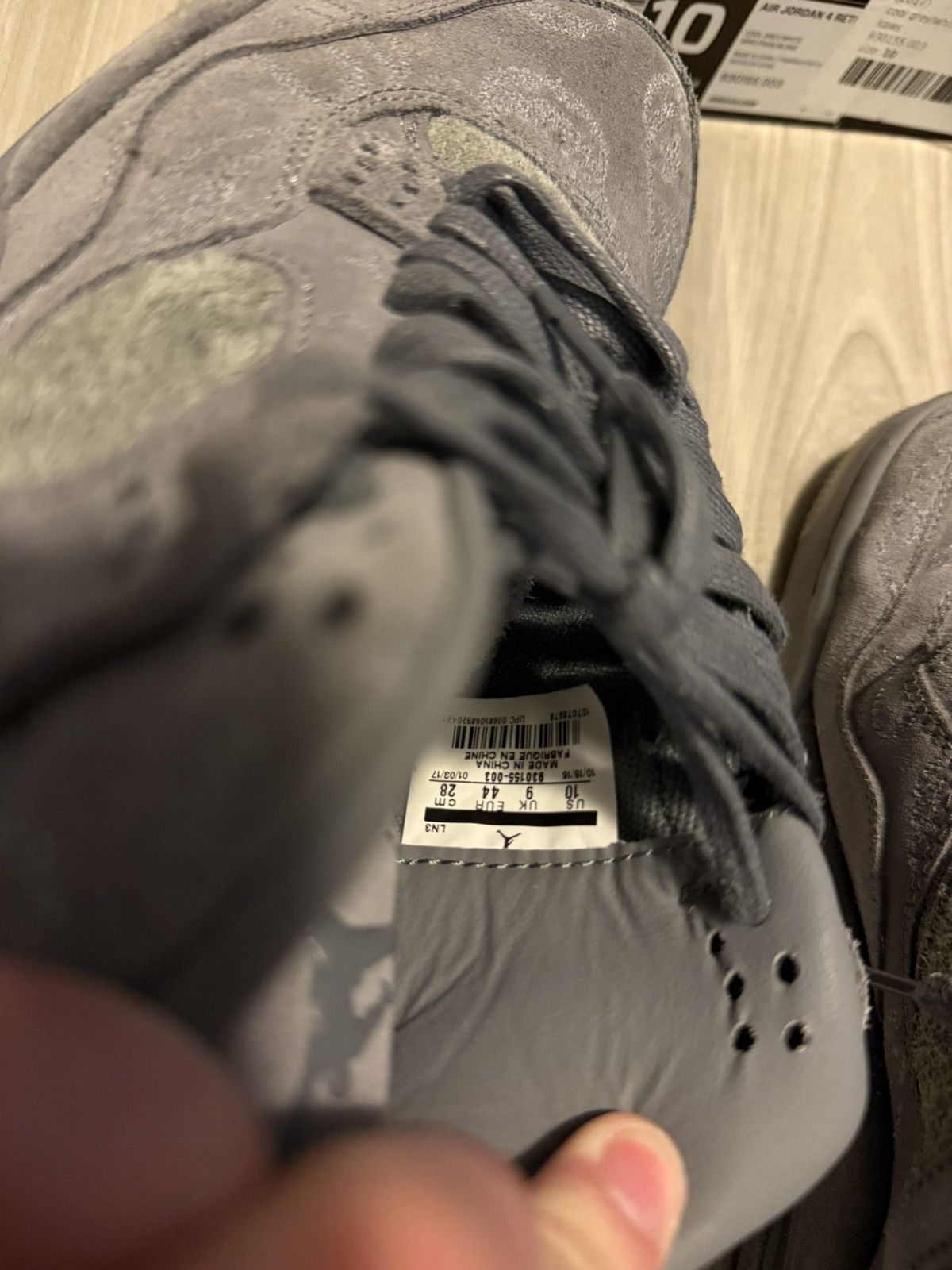 Jordan Brand × Kaws KAWS Jordan 4 Retro Cool Grey Size US 10 / EU 43 - 13 Thumbnail