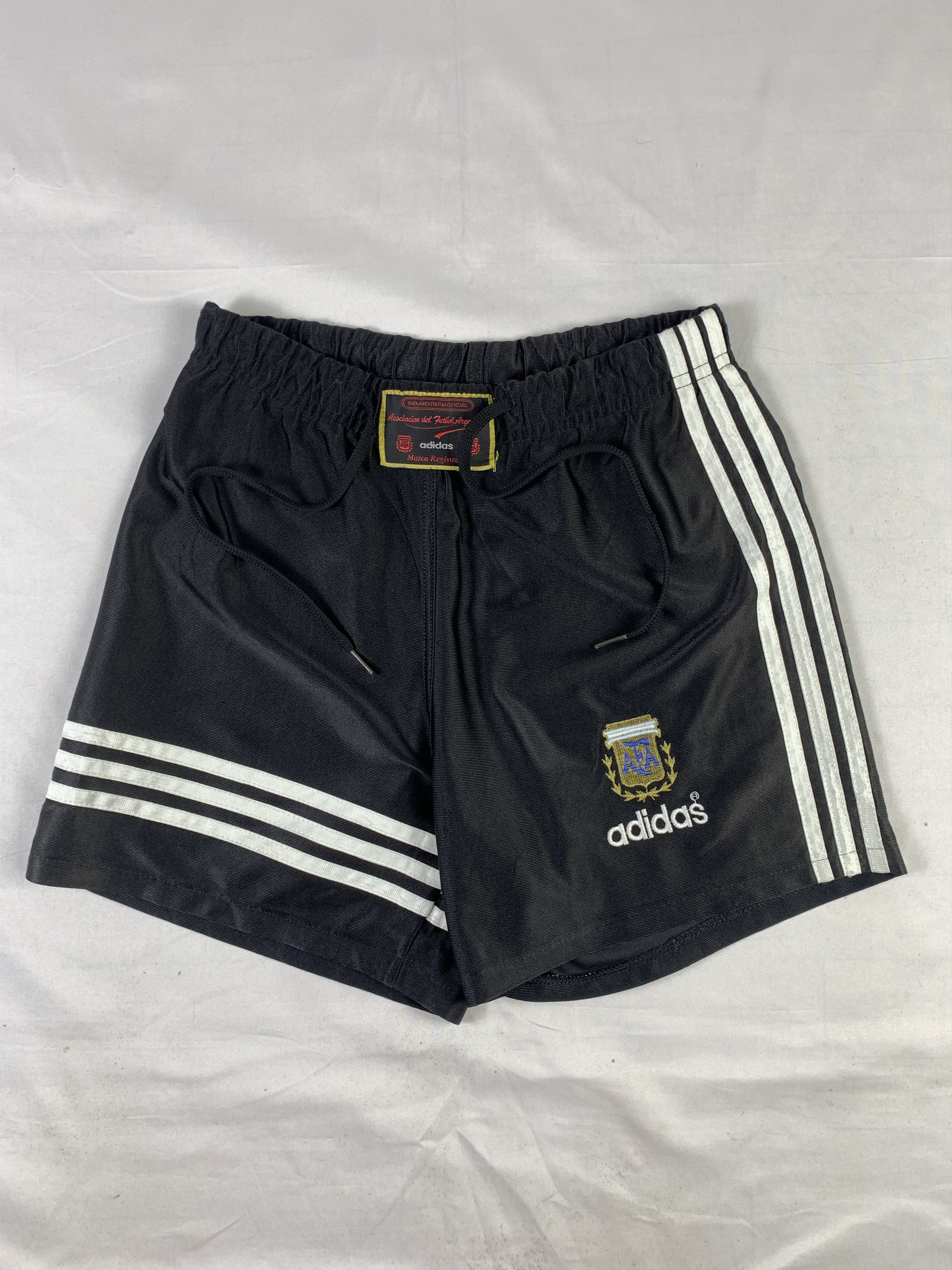 Adidas 1994-1996 Adidas Argentina FC Black Shorts (27 to 30) Size 27" / US 4 / IT 40 - 1 Thumbnail