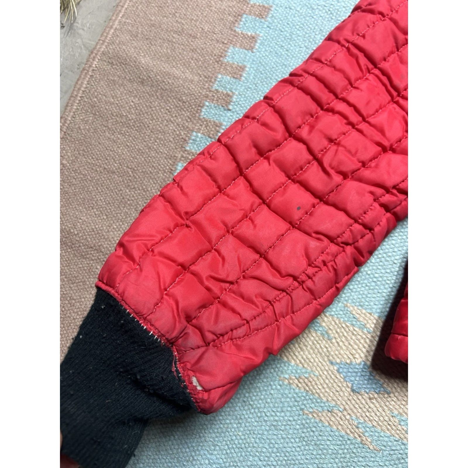 Vintage VINTAGE 60s quilted bomber jacket waffle knit thermal lined zip red men’s large Flight Jacket Mens Regular L Red Quilted Bomber / 60s Vintage Flight Size US L / EU 52-54 / 3 - 2 Thumbnail