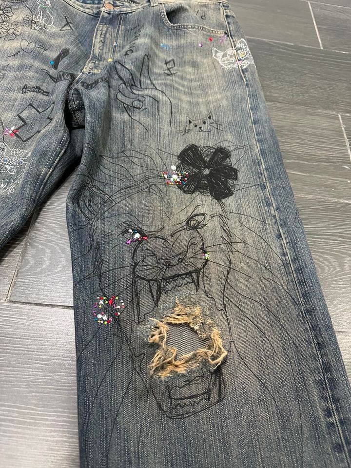 Balenciaga Balenciaga SS23 Dark Distressed Rhinestone Denim Size US 34 / EU 50 - 4 Thumbnail