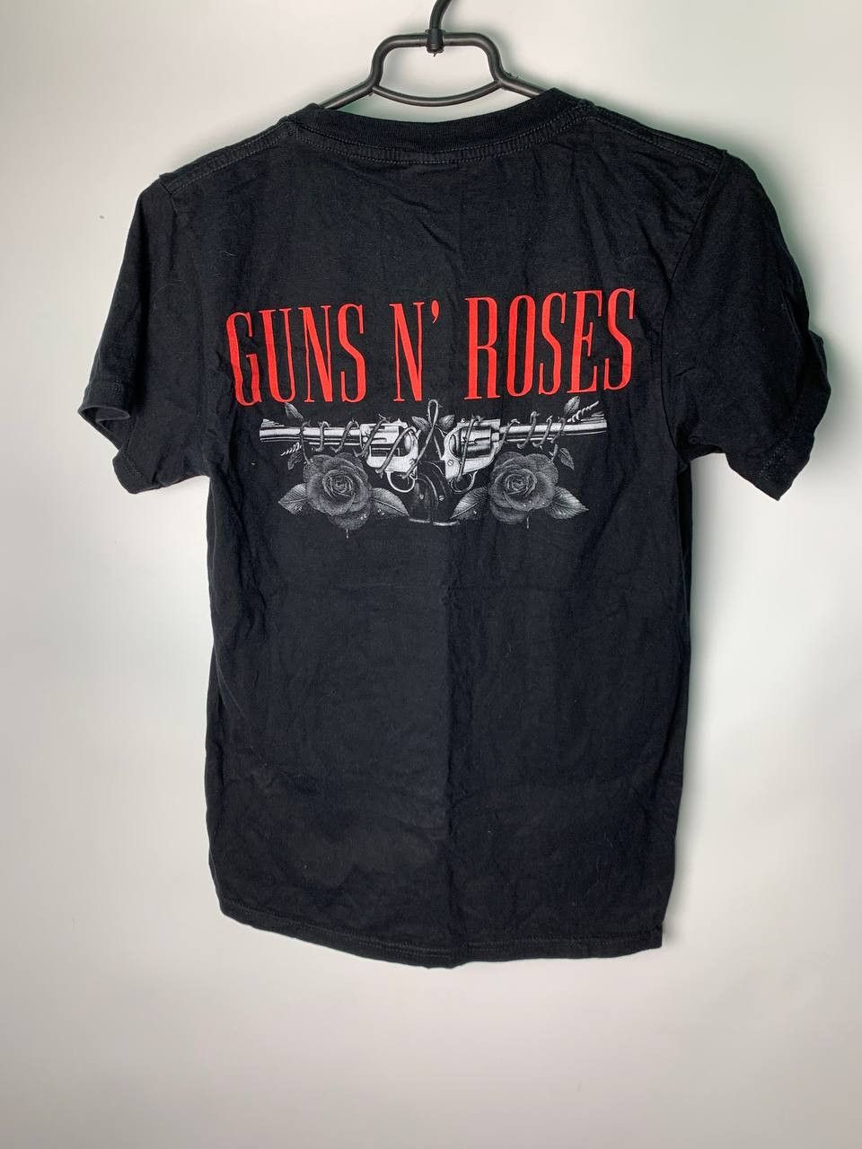 Band Tees Vintage streetwear Y2K band rock Guns N Roses T-shirt Size US S / EU 44-46 / 1 - 2 Thumbnail