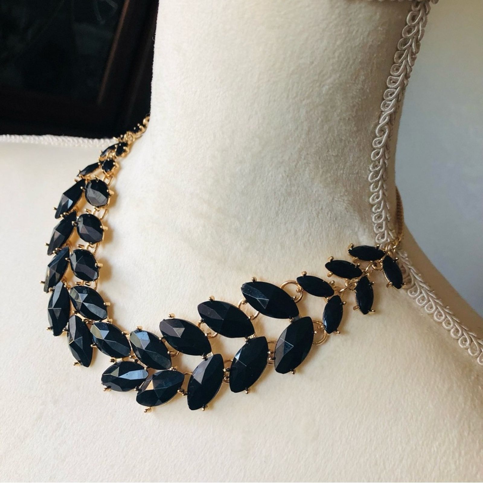 Jewelry Black marquis glass stone bib necklace Size ONE SIZE - 4 Thumbnail