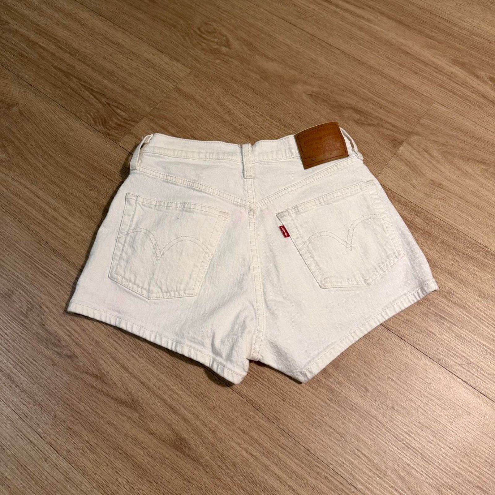 Levi's Levis white 501 denim shorts Size 26" / US 2 / IT 38 - 3 Thumbnail
