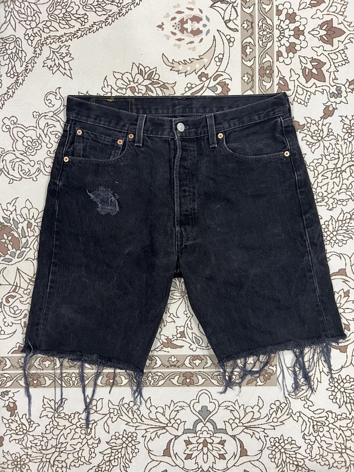 Levi's Vintage Clothing Vintage 1999 Levis 501 Raw Hem Distressed Denim Tears Jorts Size US 33 - 1 Thumbnail