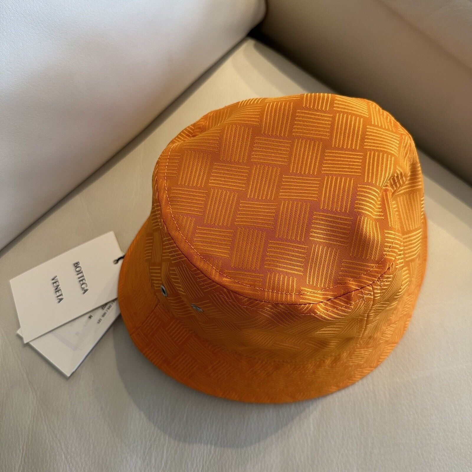 Bottega Veneta NWT BOTTEGA VENETA Bucket Hat 692795 Orange Size S Size ONE SIZE - 3 Thumbnail