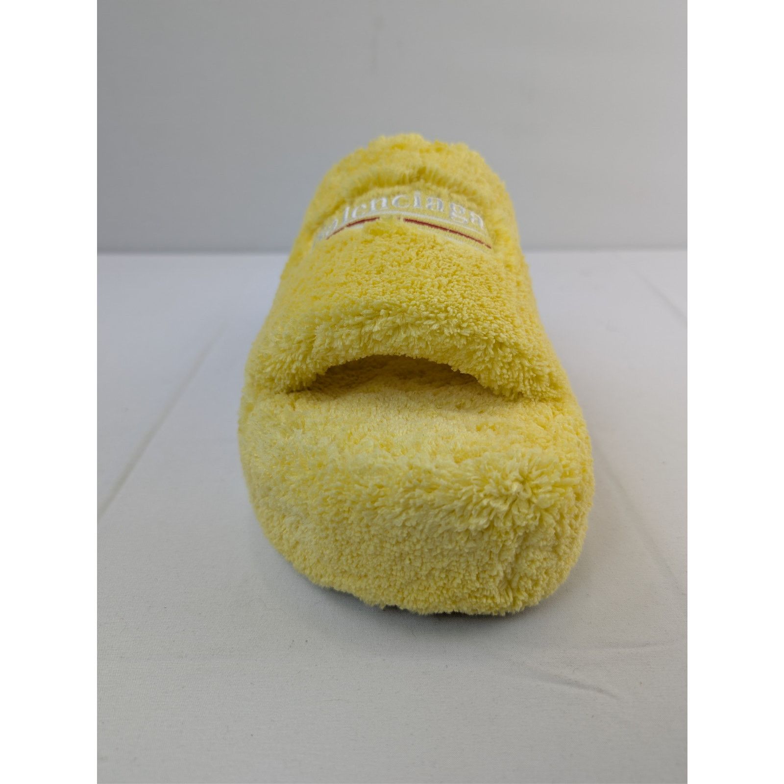 Balenciaga o1rshd1 Furry Platform Slides Slippers in Yellow/White/Red Size US 11 / IT 41 - 12 Thumbnail