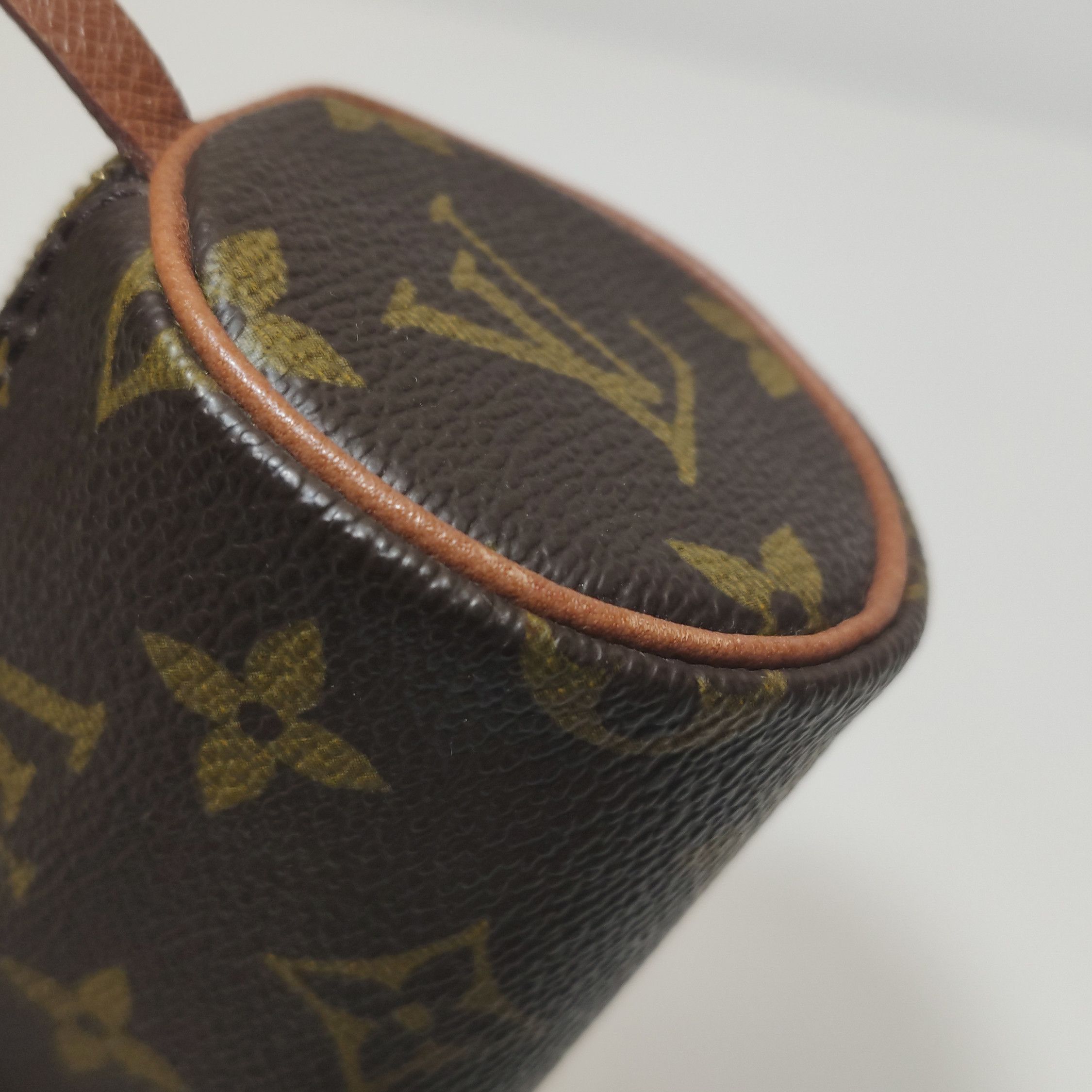 Louis Vuitton Louis Vuitton (LV) Papillon Mini Cowhide Monogram Printed D Size ONE SIZE - 9 Thumbnail