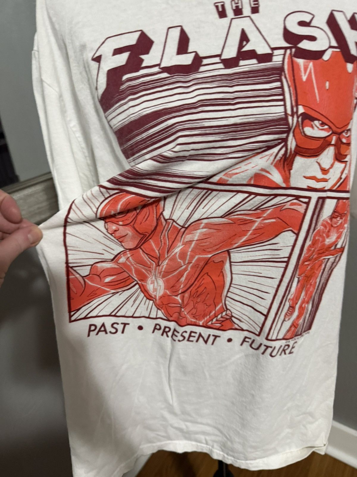 DC Comics DC Comics The Flash 3 T-Shirt Bundle Size XL. Size US XL / EU 56 / 4 - 7 Thumbnail