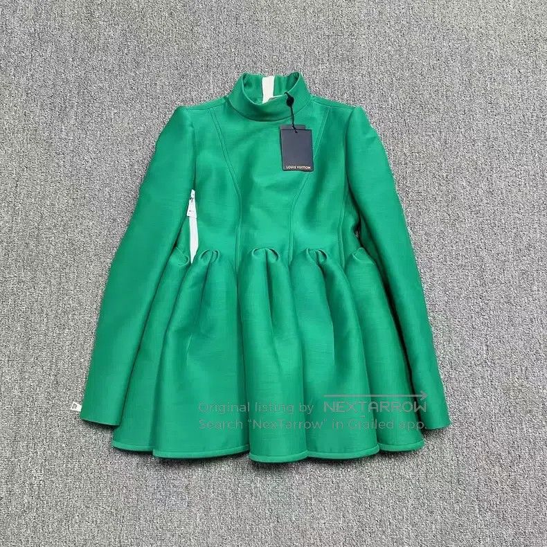 Louis Vuitton Louis Vuitton Ruffled Green High Neck Long Sleeve Dress Size XS / US 0-2 / IT 36-38 - 1 Thumbnail