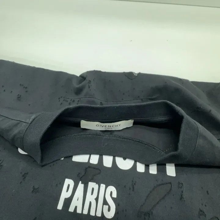 Givenchy Givenchy Givenchy Black Distressed Logo TShirt -2507 Size US XS / EU 42 / 0 - 3 Thumbnail