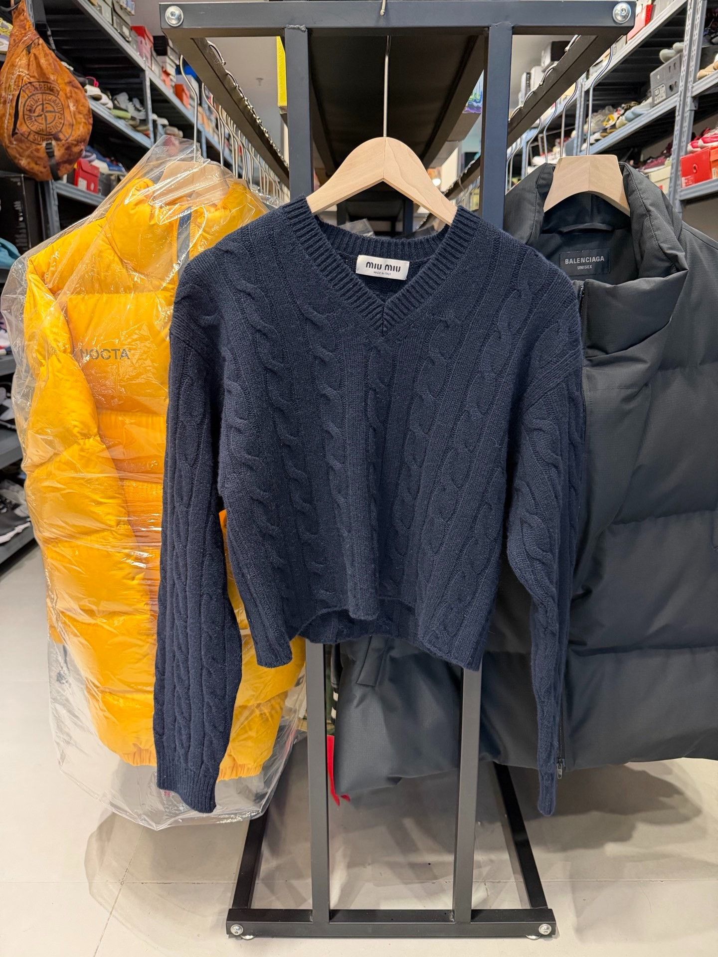 Miu Miu Miu Miu Navy Cable Knit Sweater Size XS / US 0-2 / IT 36-38 - 1 Thumbnail