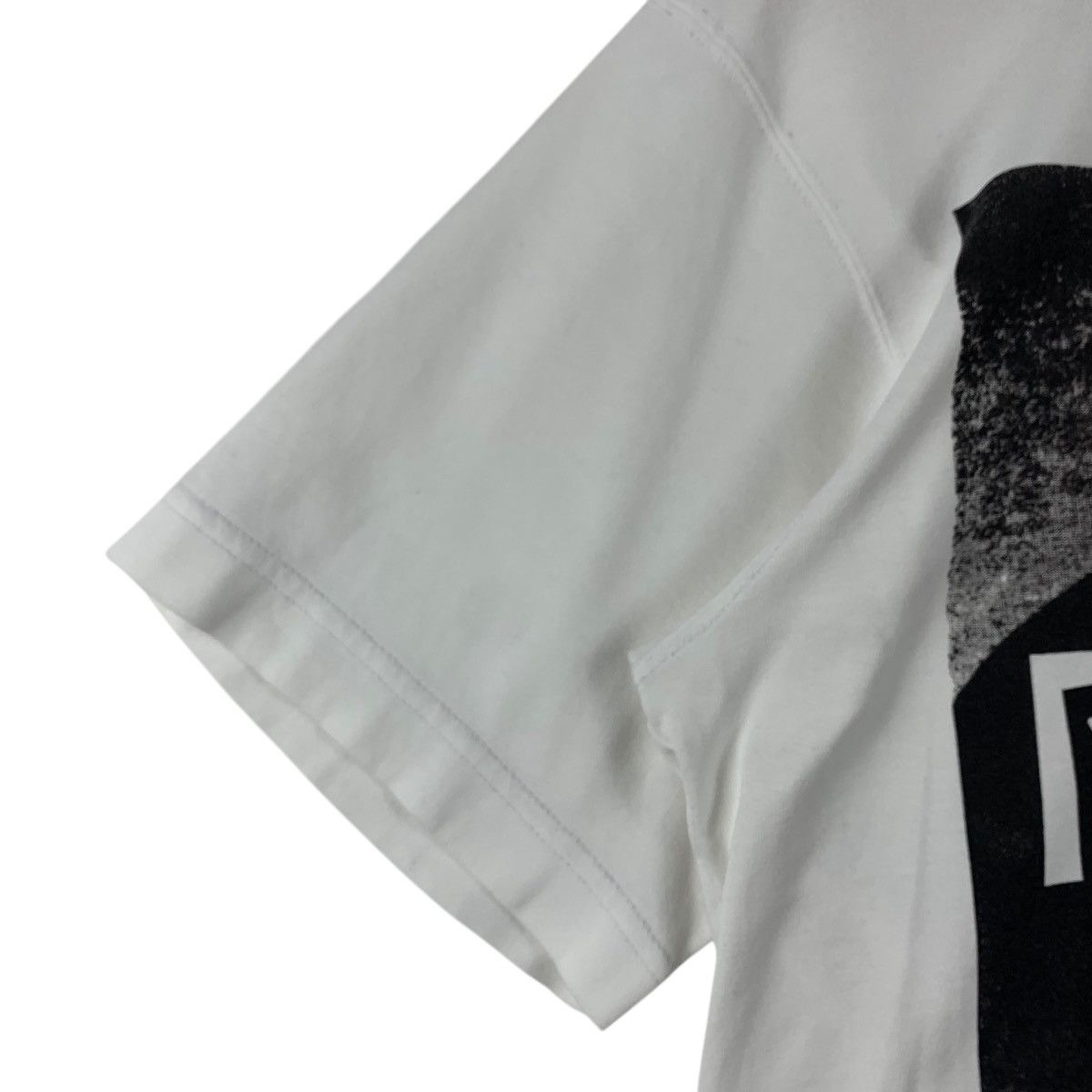 Barbara Kruger × Vintage Vintage BARBARA KRUGER your comfort is my silence tee shirt Size US M / EU 48-50 / 2 - 6 Thumbnail