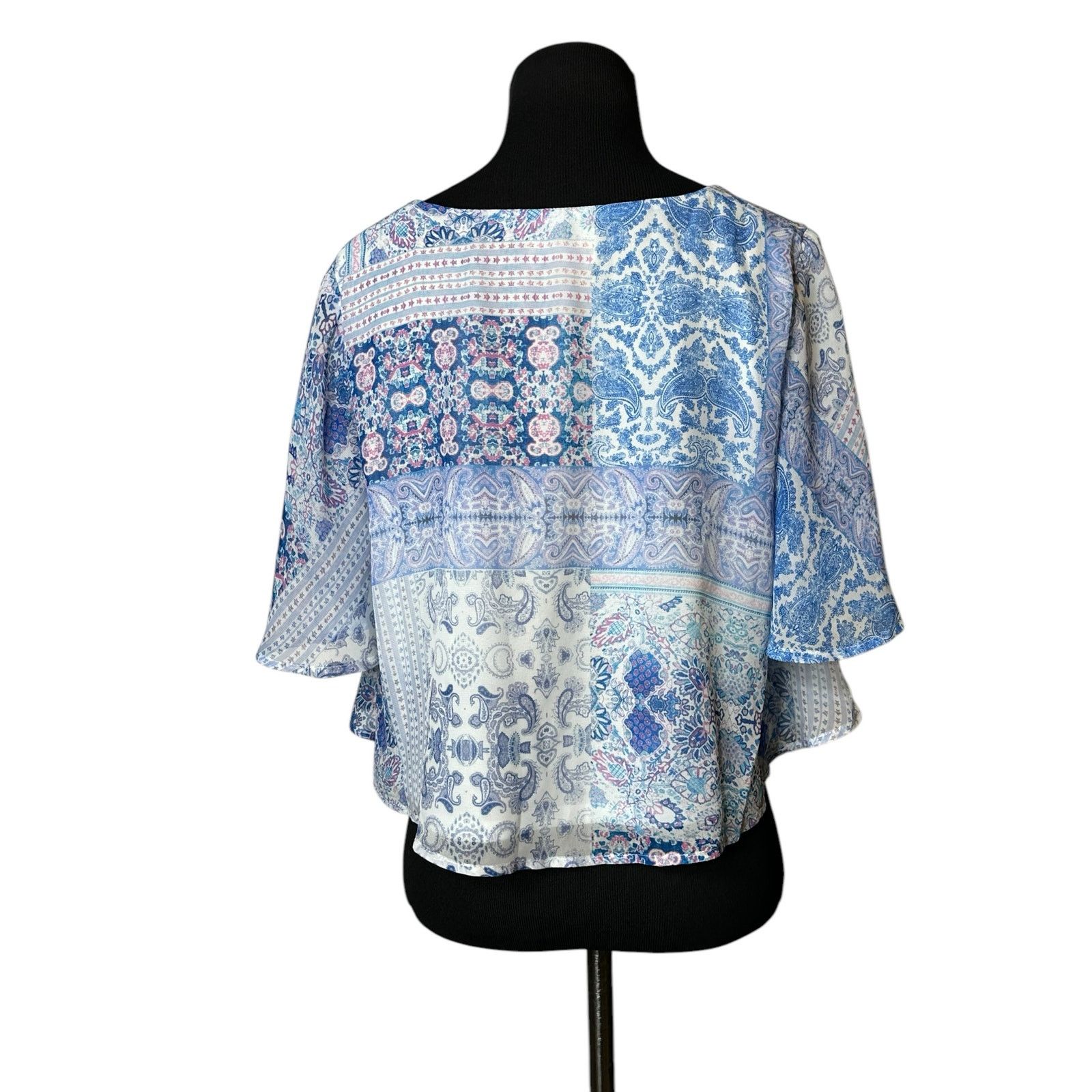 Show Me Your MuMu Show me your Mumú white blue print cropped blouse size XS Size XS / US 0-2 / IT 36-38 - 11 Thumbnail