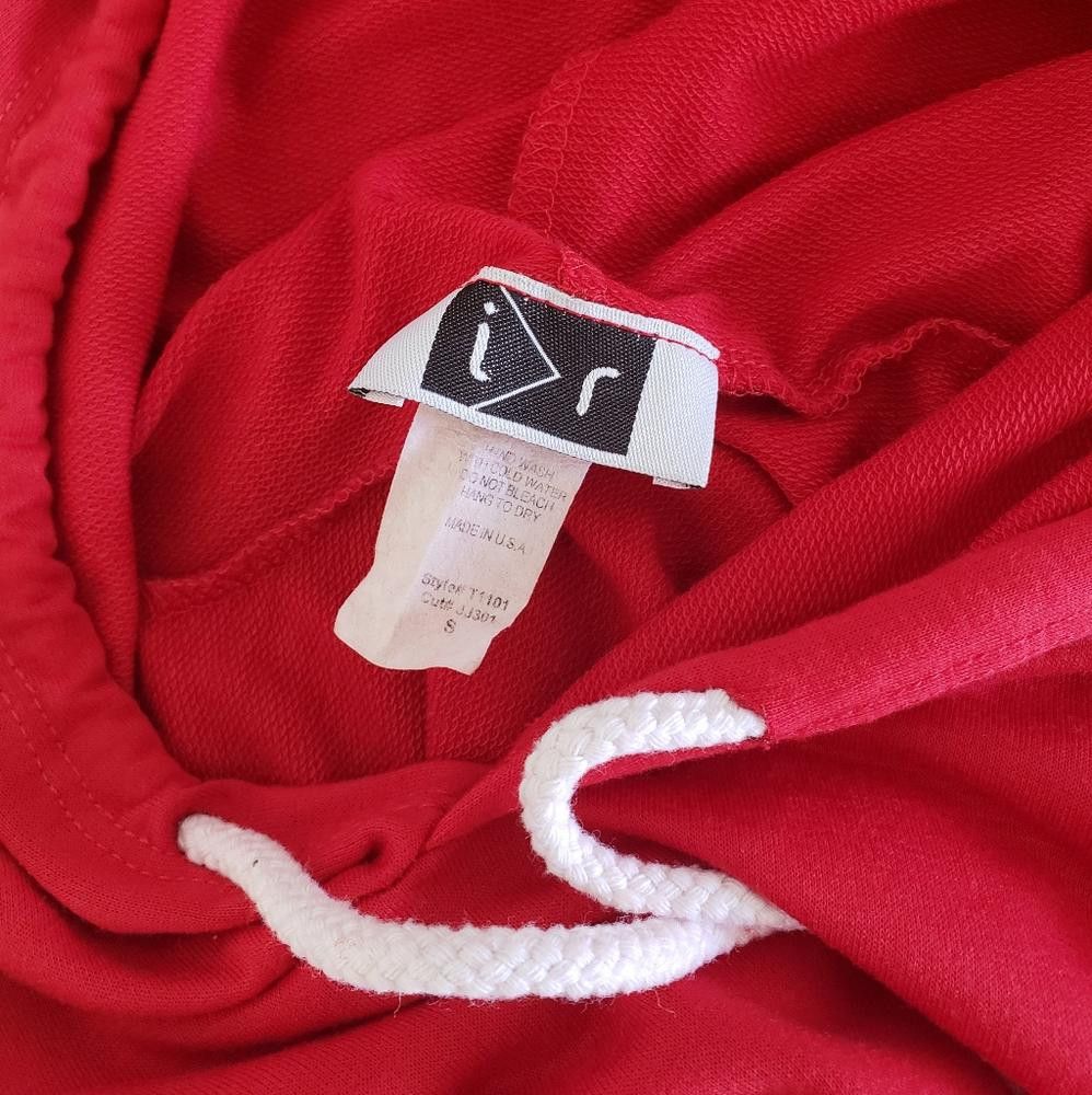 Designer Red Gold Chained Cropped Hoodie Long Sleeve Size S / US 4 / IT 40 - 3 Thumbnail