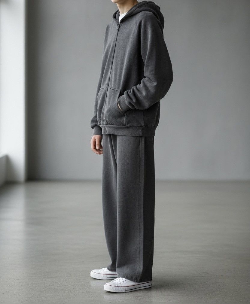 Balenciaga × Gap × Kanye West BLACK FRIDAY Yeezy Gap Poetic Black Sweatsuit Large & Medium Size US L / EU 52-54 / 3 - 1 Thumbnail