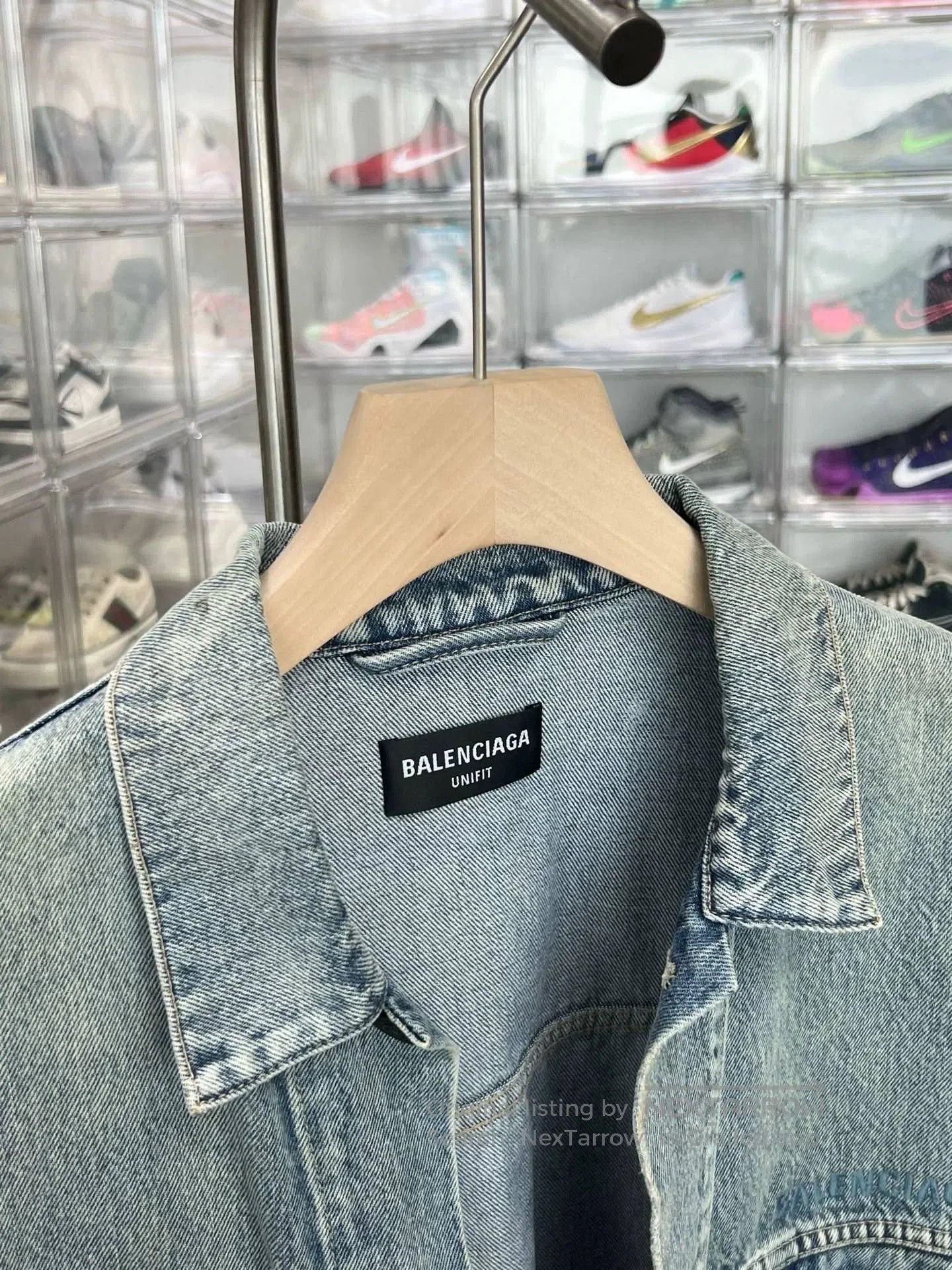 Balenciaga balenciaga embroidered logo denim jacket large. Size US L / EU 52-54 / 3 - 2 Thumbnail