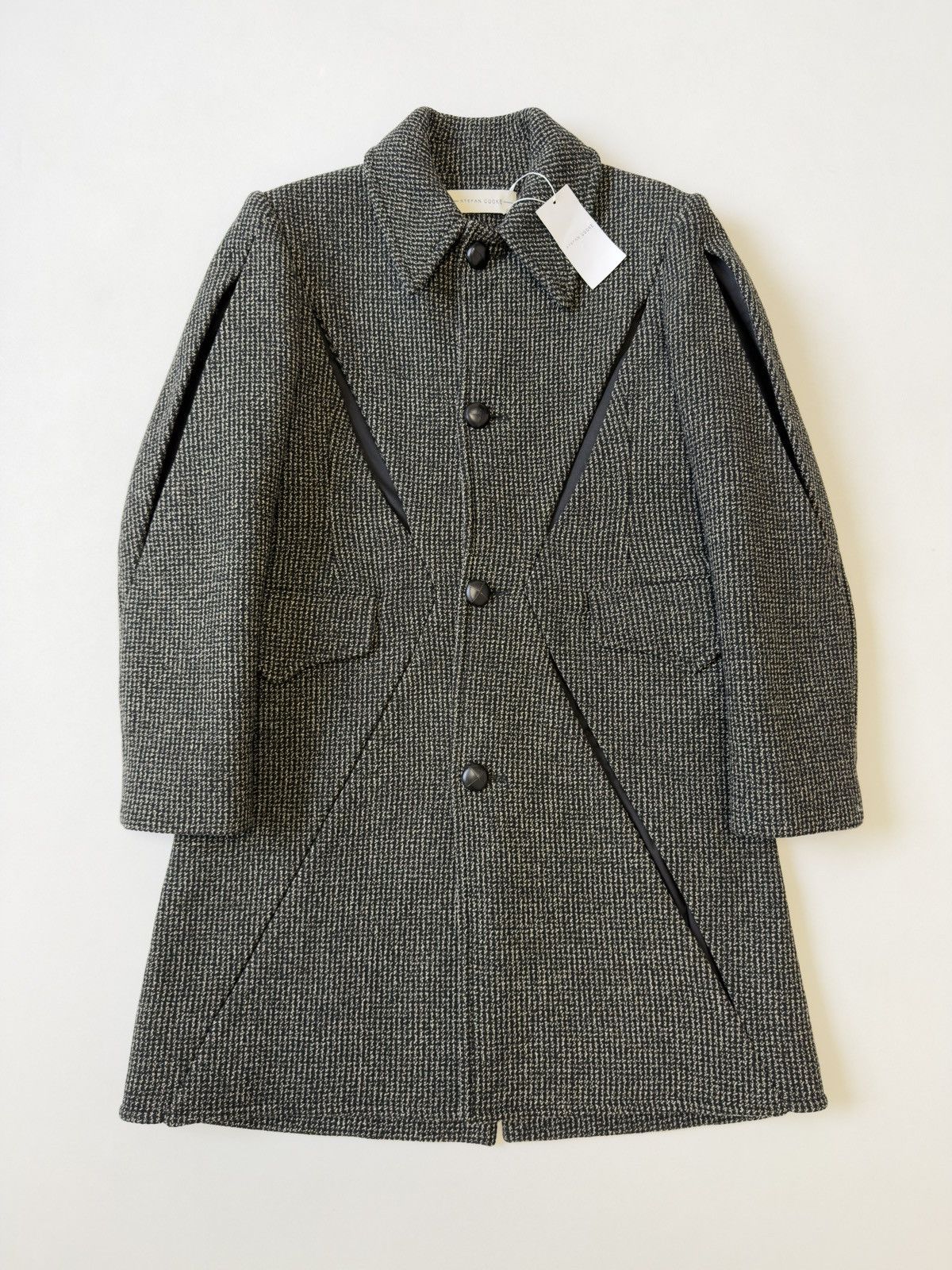 Stefan Cooke A/W 19 ‘Slashed’ Black/Beige Wool Overcoat Size US M / EU 48-50 / 2 - 1 Thumbnail