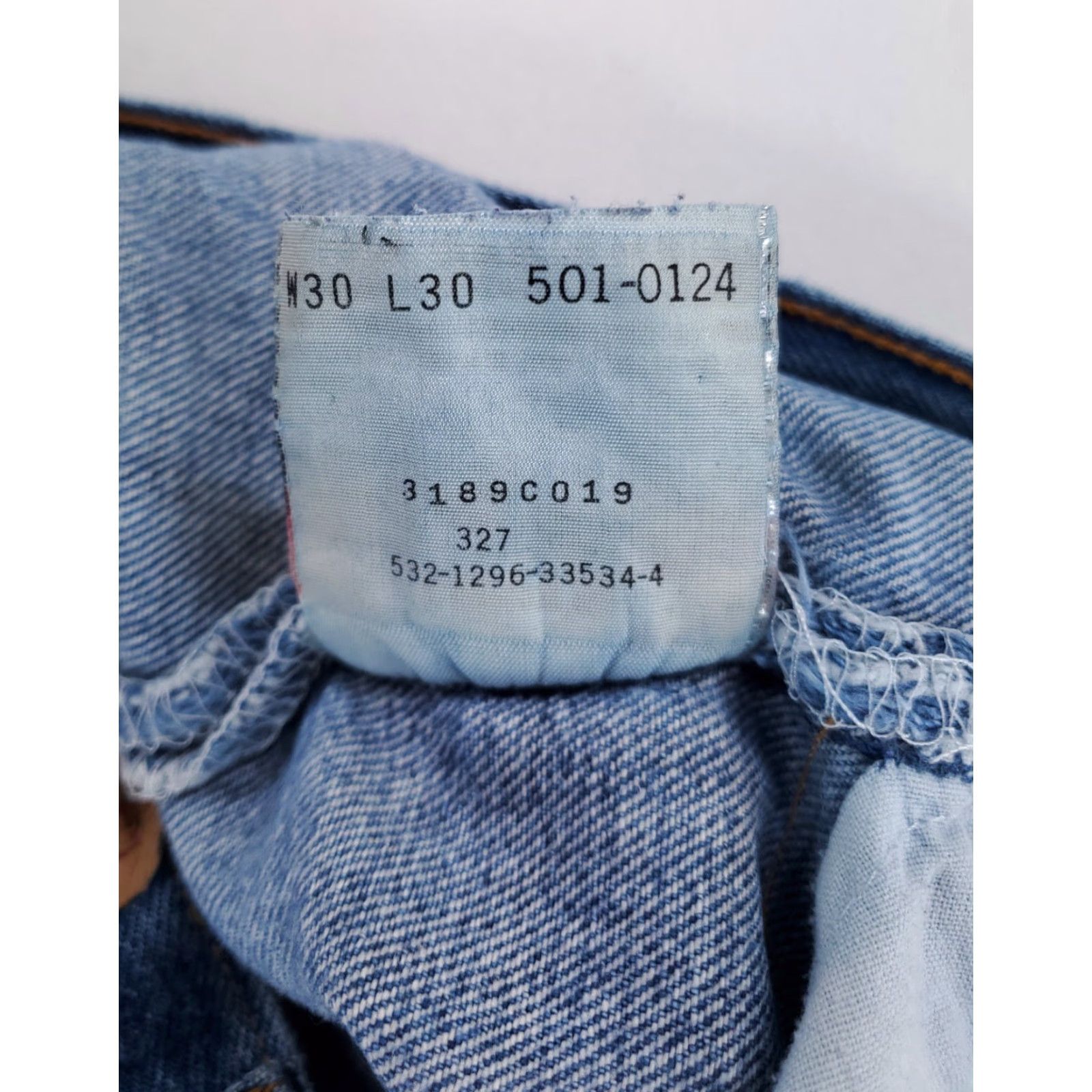Levi's VINTAGE Levi's 501 VTG 90s Jeans Whiskering Made USA Mens 30 x 30 30 x 29 Actual Blue Straight Jeans Mens Size US 30 / EU 46 - 3 Thumbnail