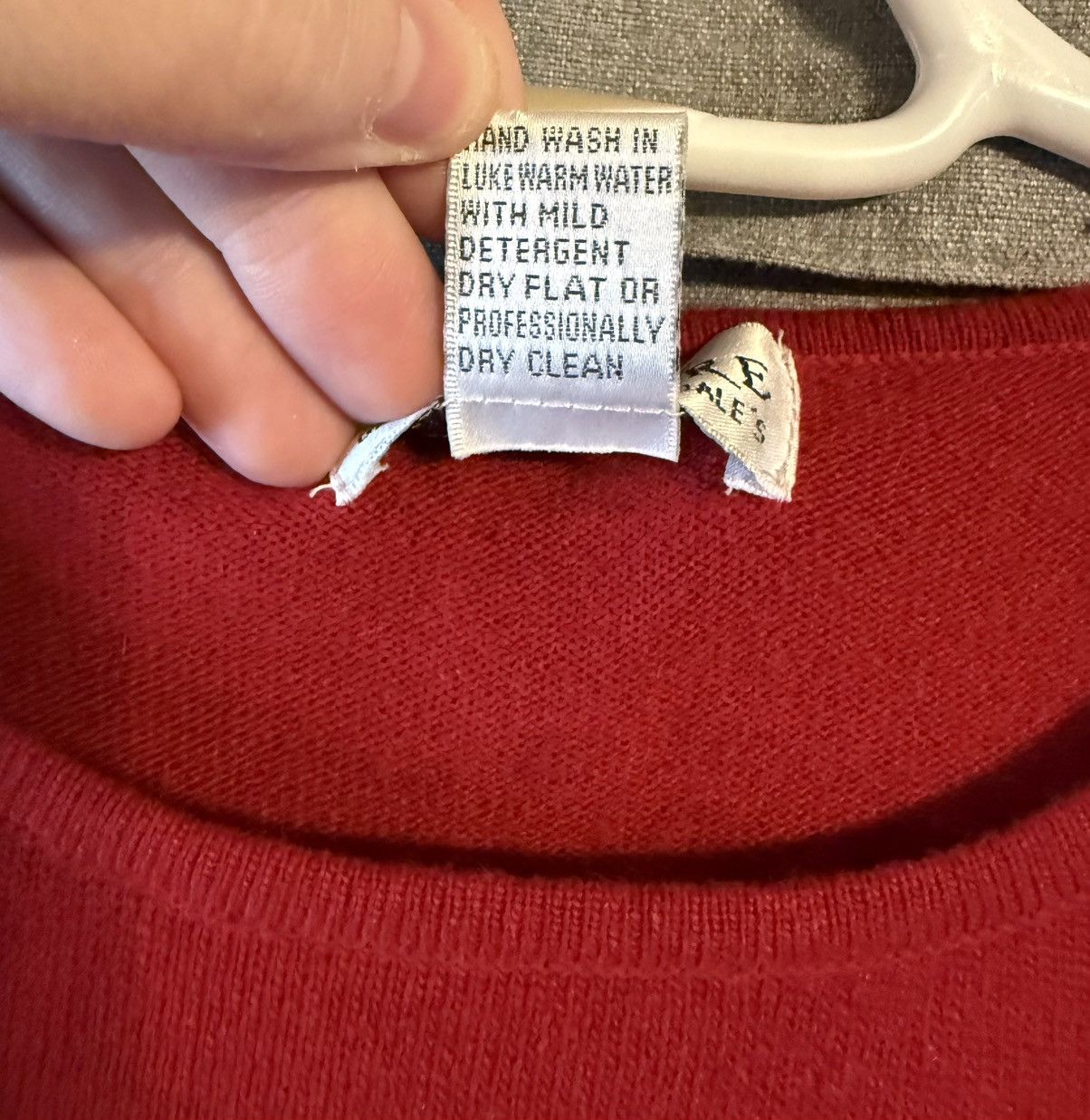 Sutton Studio Vtg Sutton Studio size xl red cashmere short sleeve sweater Size XL / US 12-14 / IT 48-50 - 3 Thumbnail