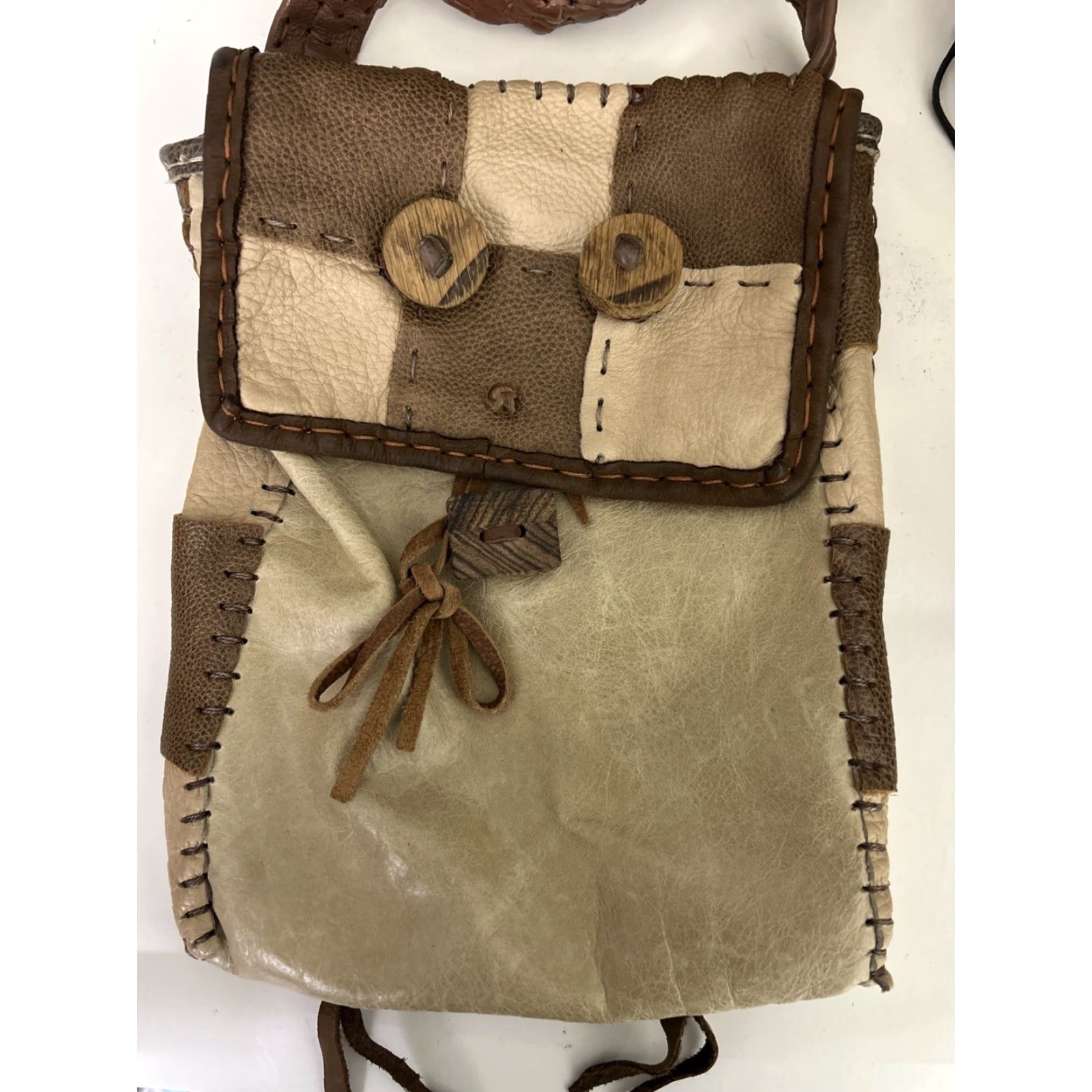 Vintage VINTAGE Arizona Leather Interiors Crossbody Bag Small Beige Brown Patchwork Womens Size ONE SIZE - 2 Thumbnail