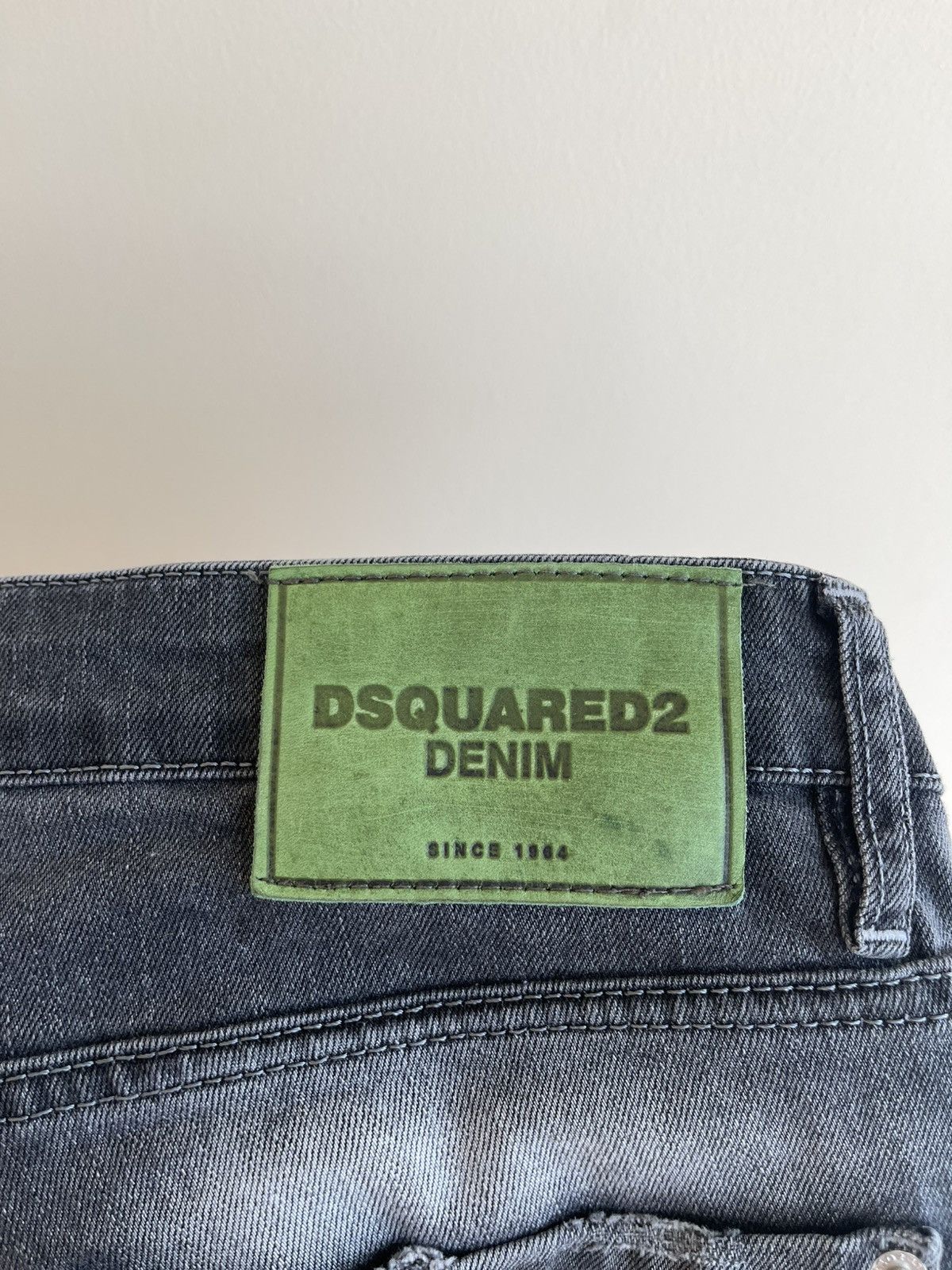 Dsquared2 Dsquared2 Distressed Washed Denim Paint-Splattered Shorts 50 Size US 34 / EU 50 - 17 Thumbnail