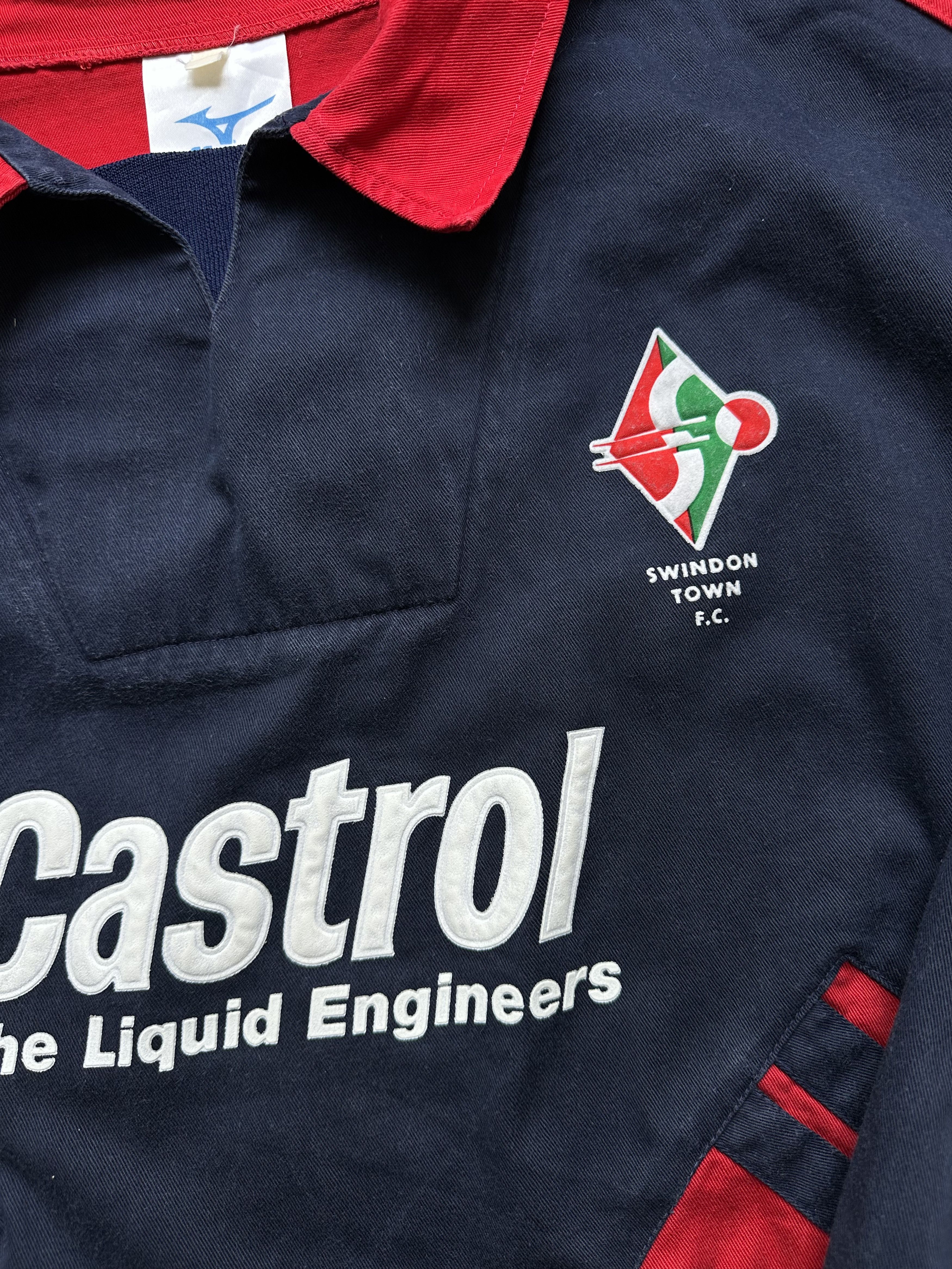 Mizuno Vintage Mizuno Swindon Town FC training sweatshirt Size US XXL / EU 58 / 5 - 5 Thumbnail