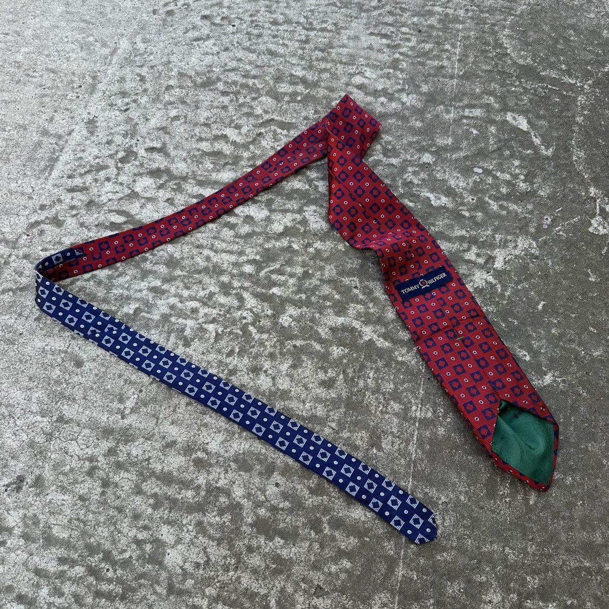 Tommy Hilfiger Luxury Tommy Hilfiger Tie Silk Old Money Italy 00s Size ONE SIZE - 2 Thumbnail