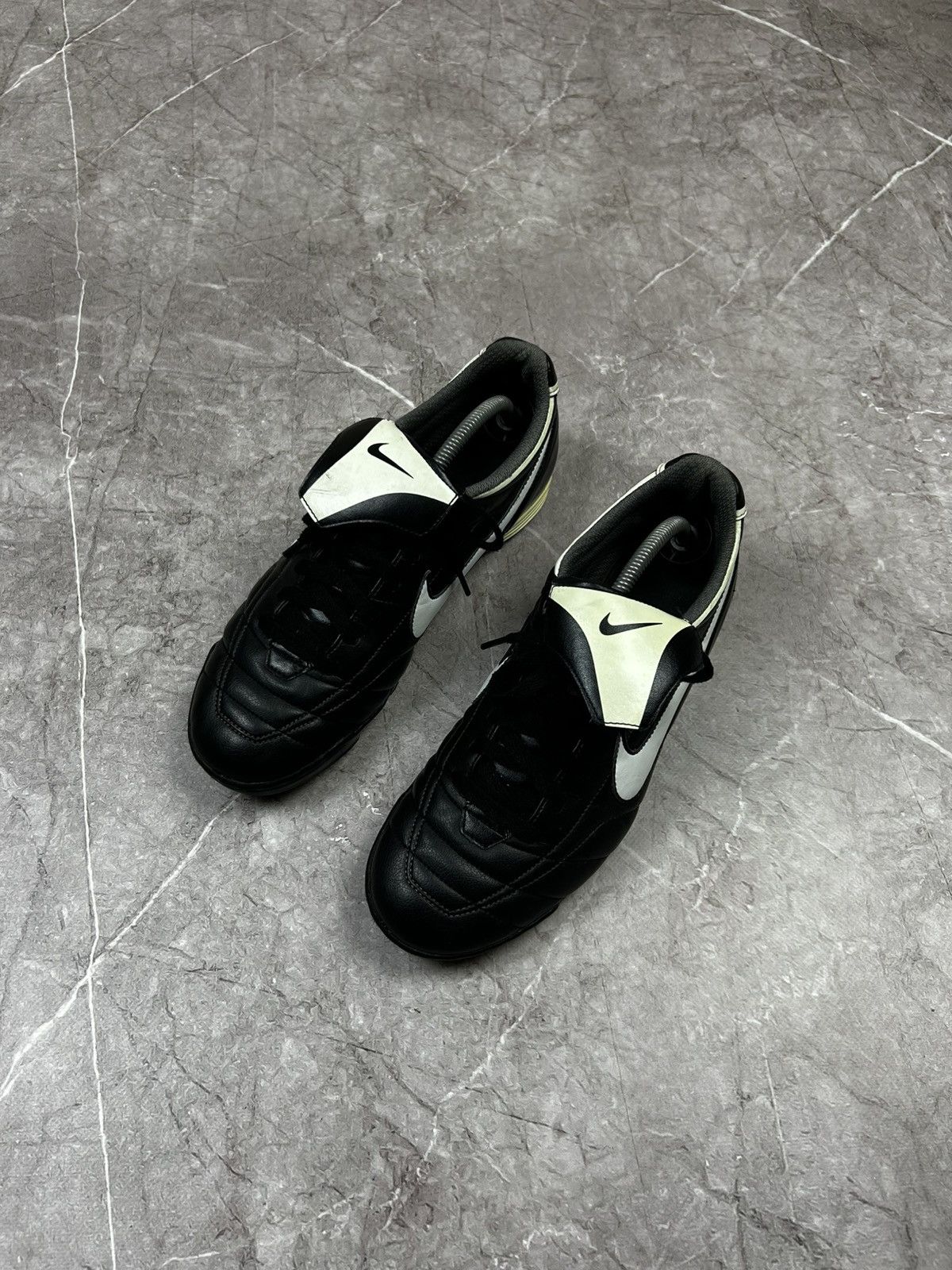 Nike Nike Tiempo 2006 Vintage Leather Soccer Shoes Size US 11 / EU 44 - 3 Thumbnail
