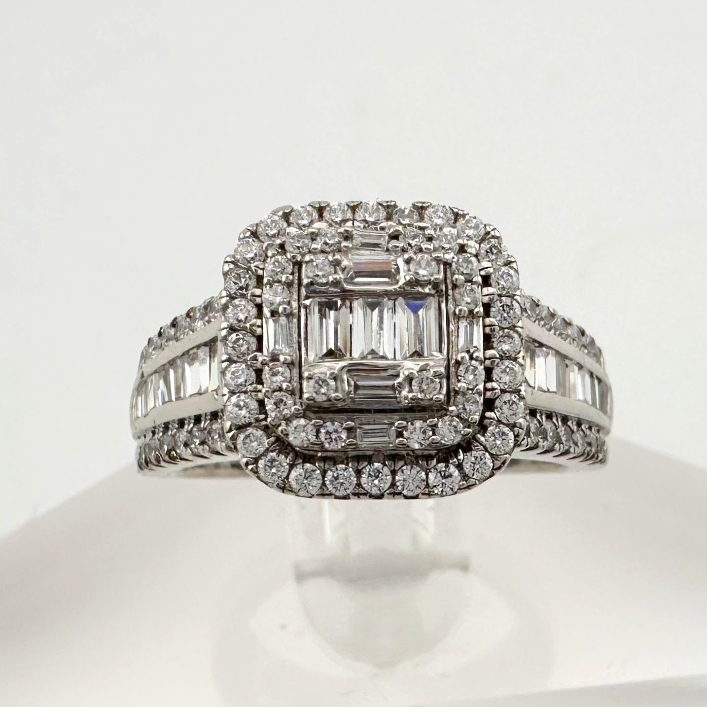 Other Elegant 2 Carat Lab Created White Topaz Ring Size 7 Size ONE SIZE - 1 Thumbnail