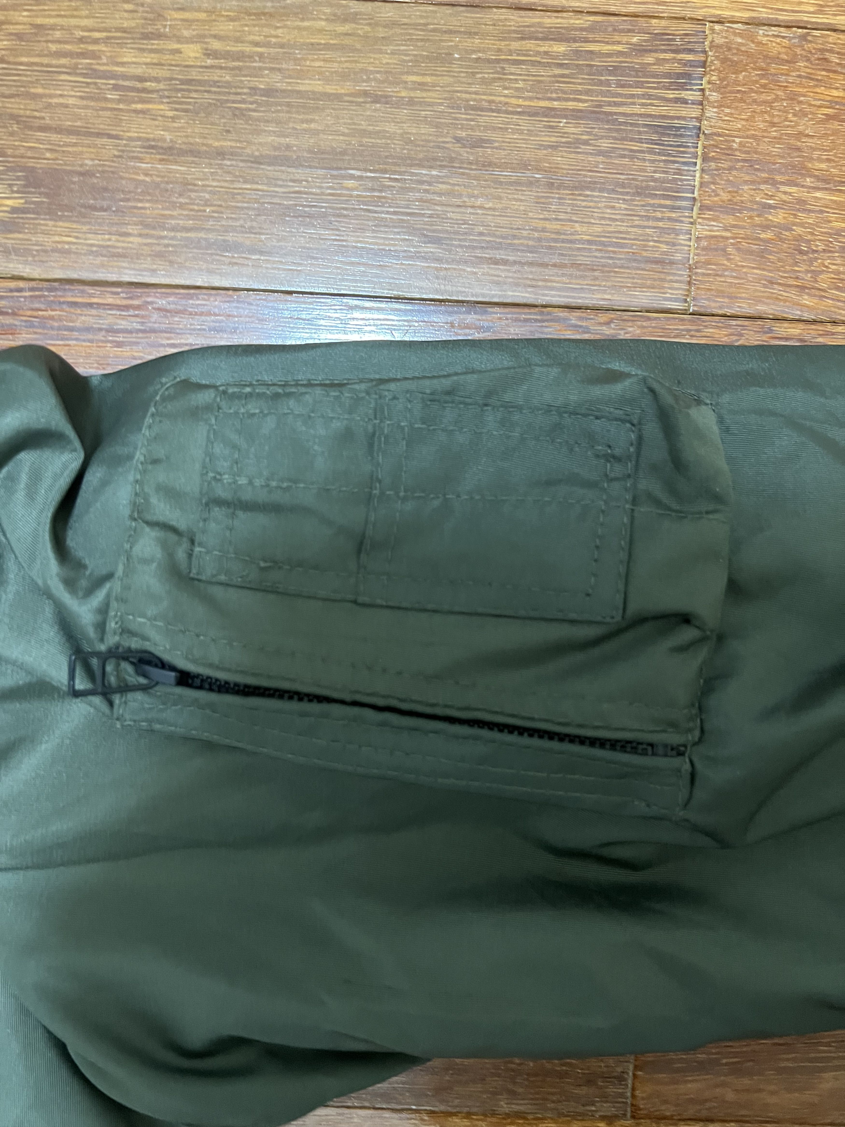 basketcase gallery 💚 Basketcase Flight Military Bomber Jacket Olive Green NEW Size US XL / EU 56 / 4 - 6 Thumbnail