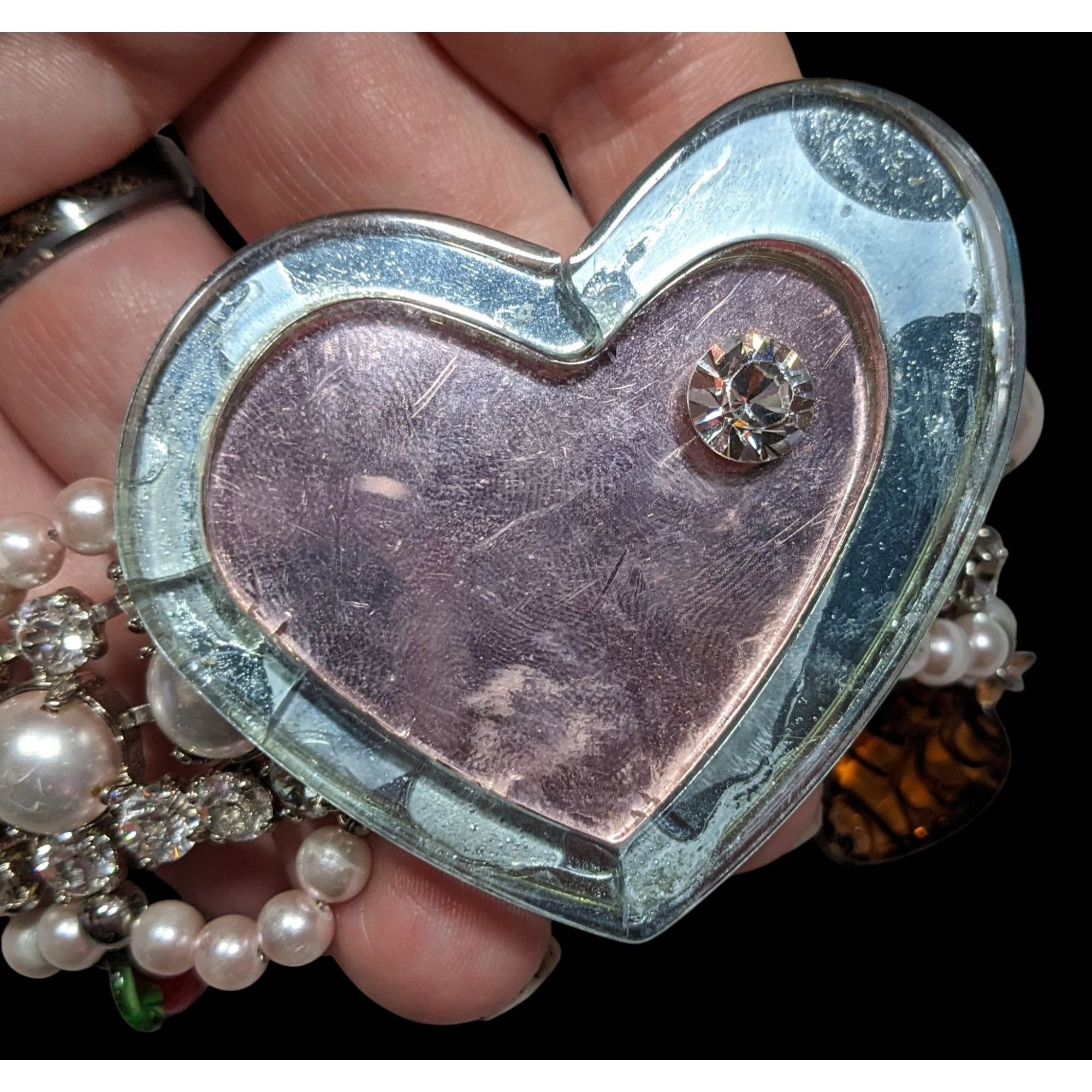 Miu Miu Rare Limited Edition Miu Miu Glass Heart Faux Pearl Glass Ch Size ONE SIZE - 5 Thumbnail