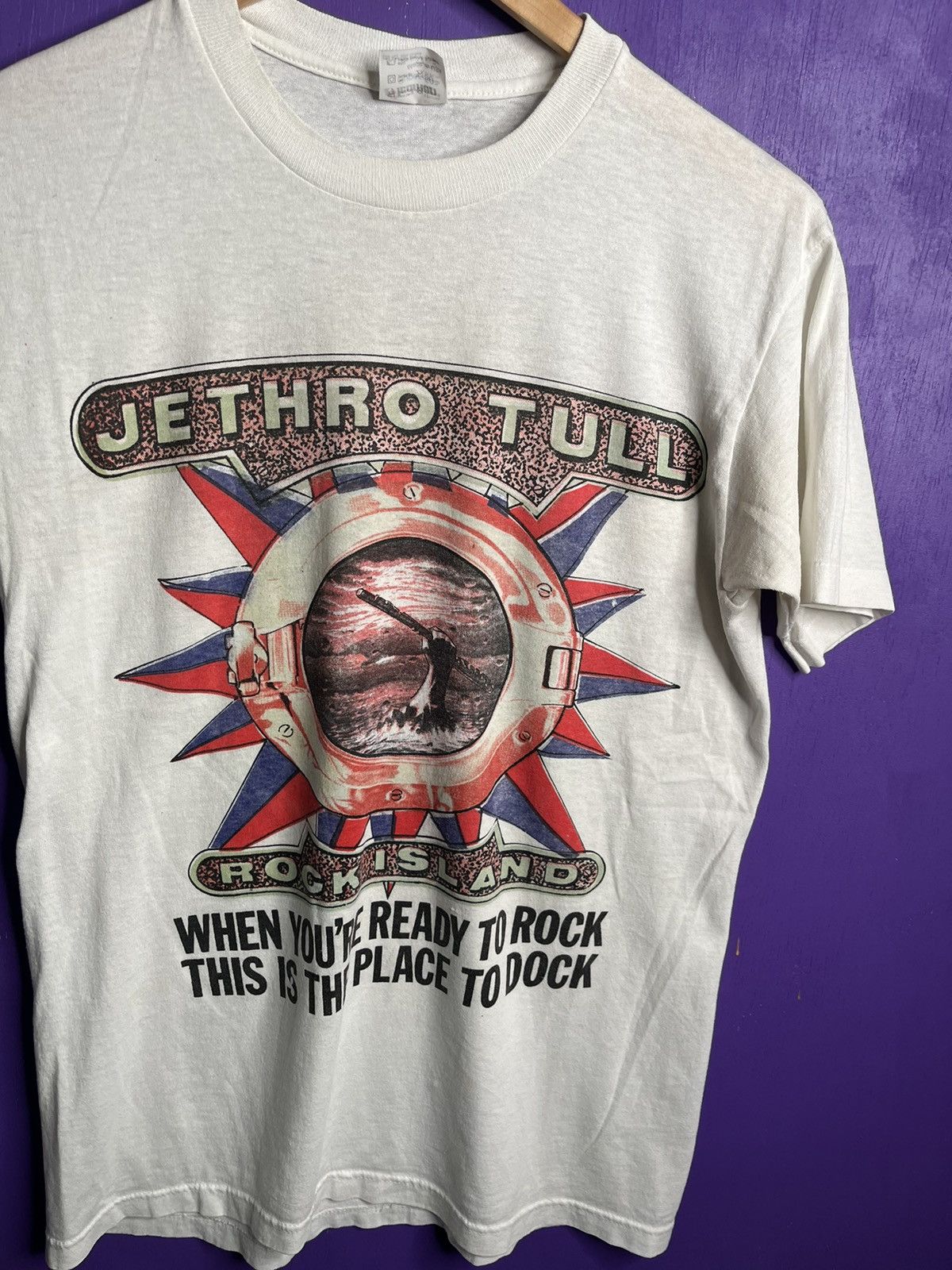 Band Tees × Vintage Vintage 80s Jethro Tull rock island tour tee Size US M / EU 48-50 / 2 - 3 Thumbnail
