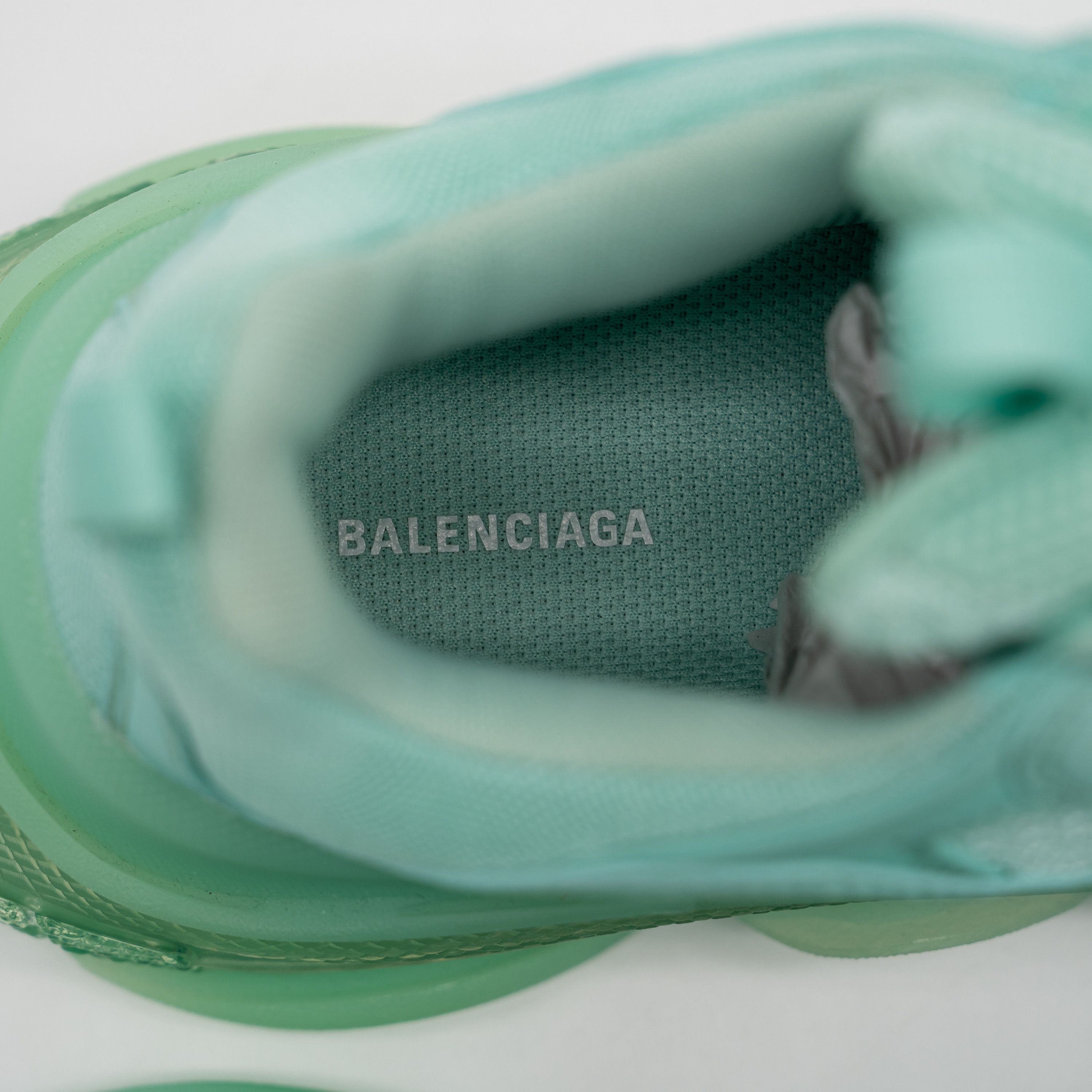 Balenciaga 37 EU / 7 US Balenciaga Triple S Sneakers Mint Green Size US 7 / IT 37 - 11 Thumbnail