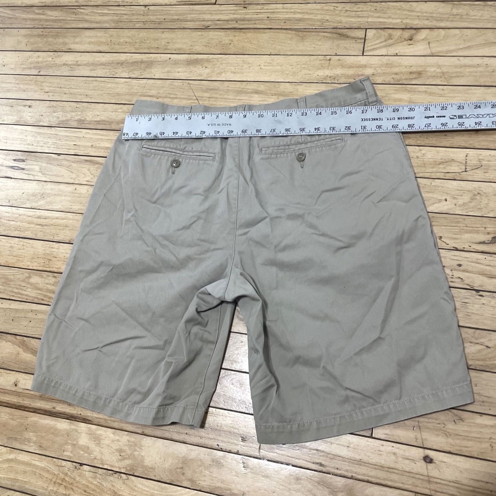 Lands' End VINTAGE Lands' End Pleated Shorts Men 36 Chino Casual 90s Y2k Khaki Beige 36x8 Mens Size US 36 / EU 52 - 7 Thumbnail