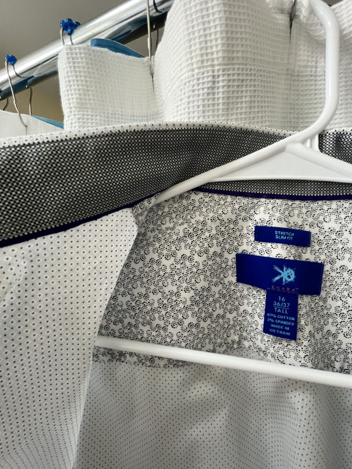 Egara Egara 16 36/37 Tall White patterned slim fit dress shirt Size US L / EU 52-54 / 3 - 2 Thumbnail