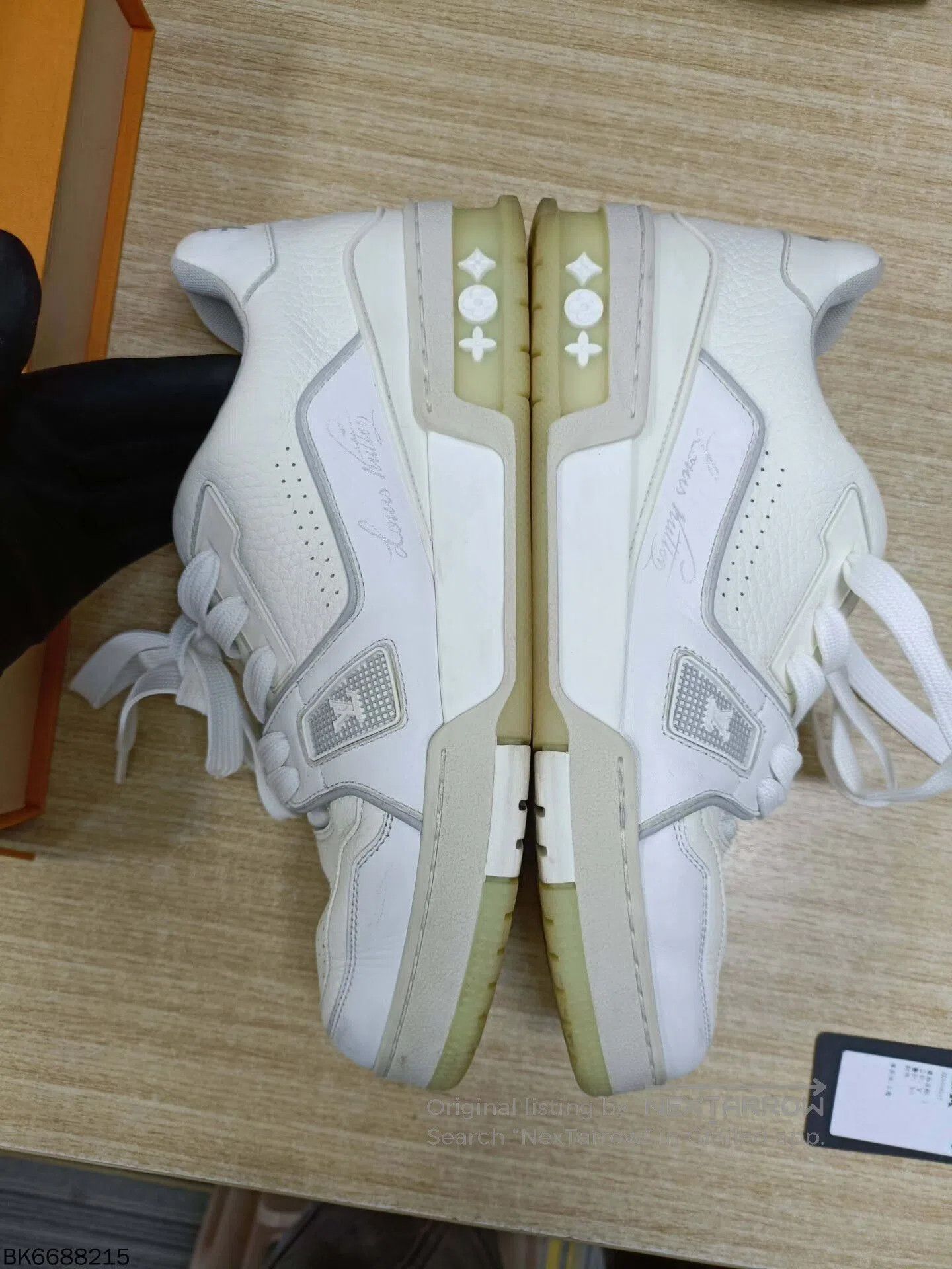Louis Vuitton louis vuitton trainer leather sneakers 5.5. Size US 5.5 / EU 38 - 1 Thumbnail