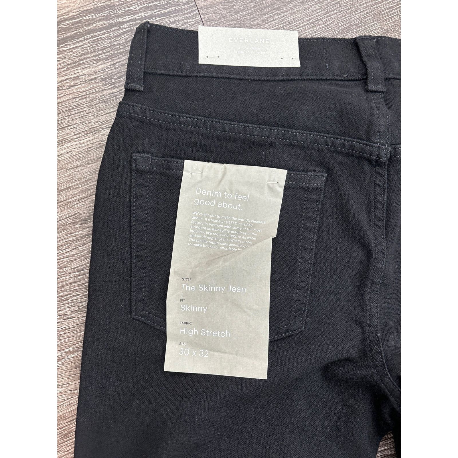 Everlane NWT Everlane Skinny Fit Performance Jean Black Size 30x32 Size US 30 / EU 46 - 8 Thumbnail