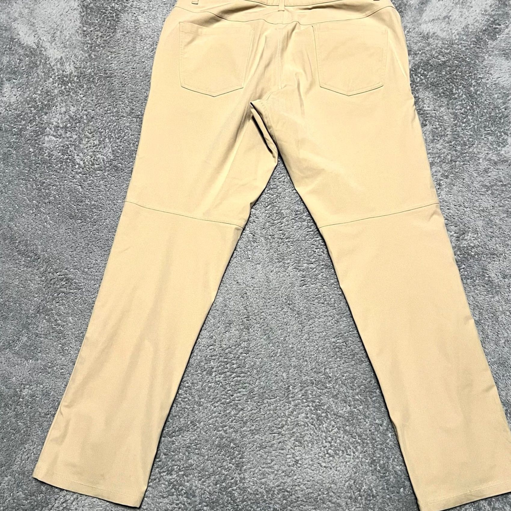 Lululemon Lululemon Pants Mens 34 x 31 ABC Classic Fit Warpstreme 5 Pocket Straight Stretch Beige Warpstreme Size US 34 / EU 50 - 3 Thumbnail