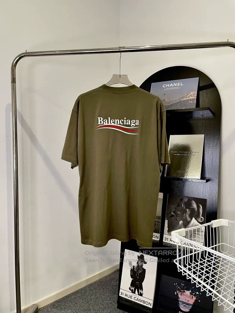 Balenciaga Balenciaga LOGO Letter Coke Embroidered Loose Round Neck C Size US XS / EU 42 / 0 - 4 Thumbnail