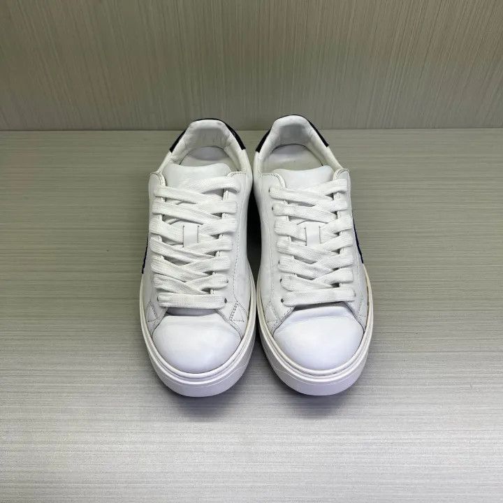 Louis Vuitton Louis Vuitton Casual White Sneakers for Modern Style -2508 Size US 6.5 / EU 39-40 - 2 Thumbnail