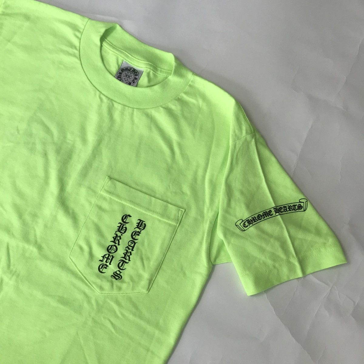 Chrome Hearts Chrome Hearts Scroll Logo Staff Neon Green Size US S / EU 44-46 / 1 - 4 Thumbnail