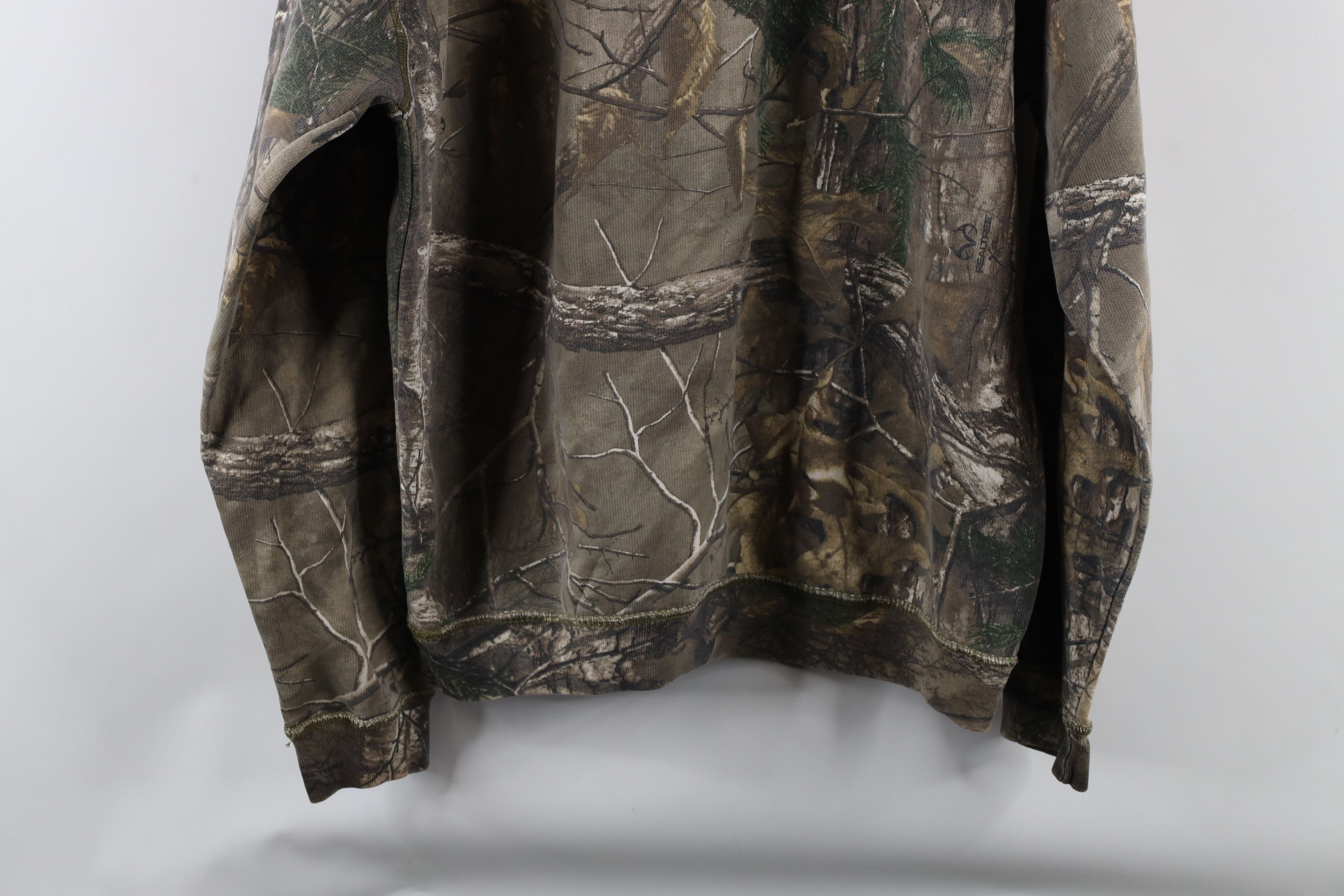 Vintage Vintage Streetwear Out Realtree Camouflage Hoodie Sweatshirt Size US L / EU 52-54 / 3 - 12 Thumbnail