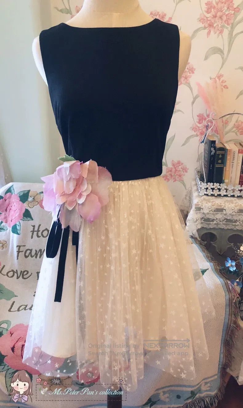 Valentino Valentino Flower gauze skirt Size M / US 6-8 / IT 42-44 - 1 Thumbnail