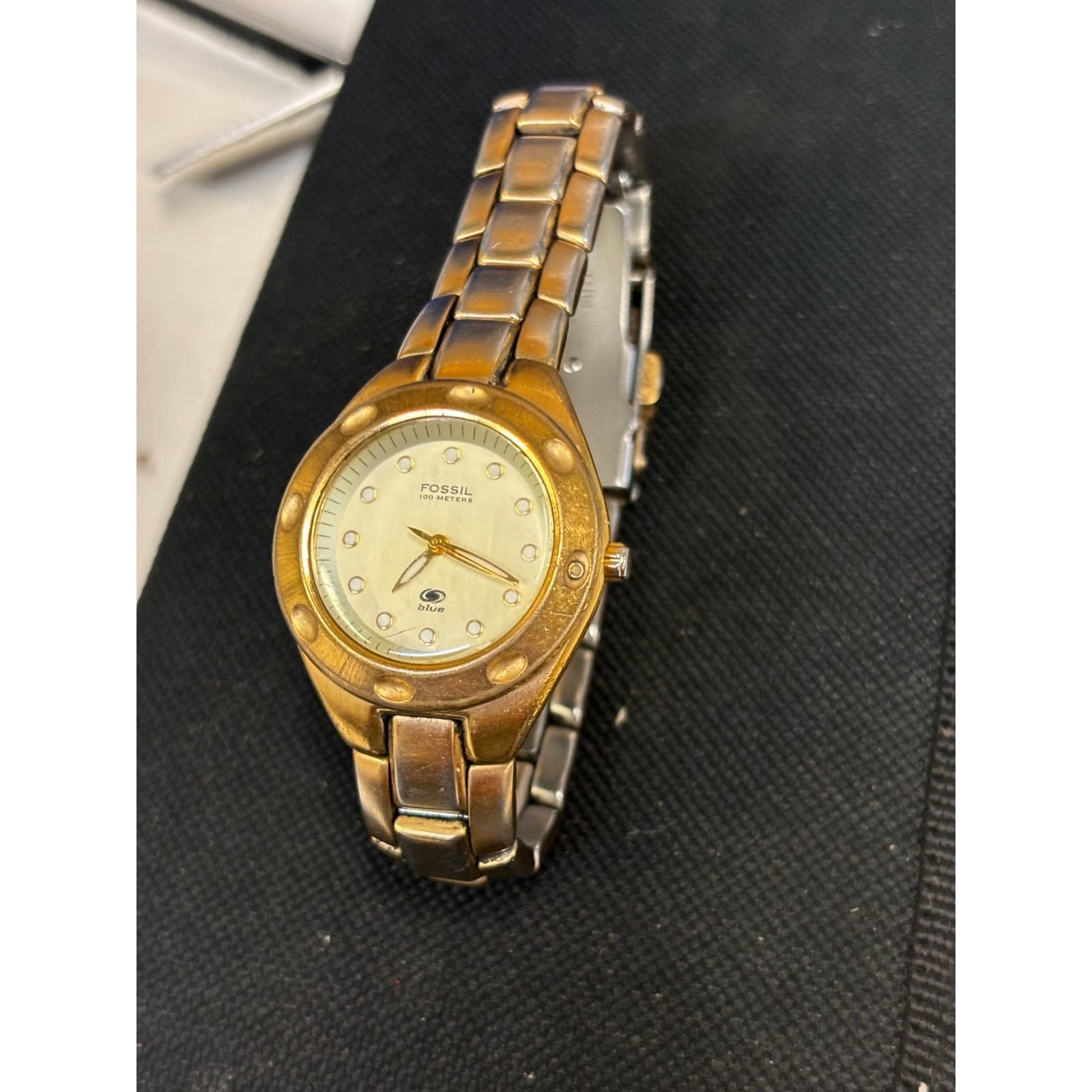 Fossil Vintage Fossil Blue AM-3357 Gold Tone Womens Watch! Size ONE SIZE - 5 Thumbnail
