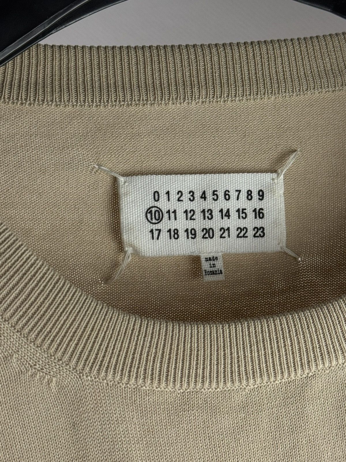 Maison Margiela Maison Margiela Beige Front Pocket Sweater Beige Size US M / EU 48-50 / 2 - 6 Thumbnail