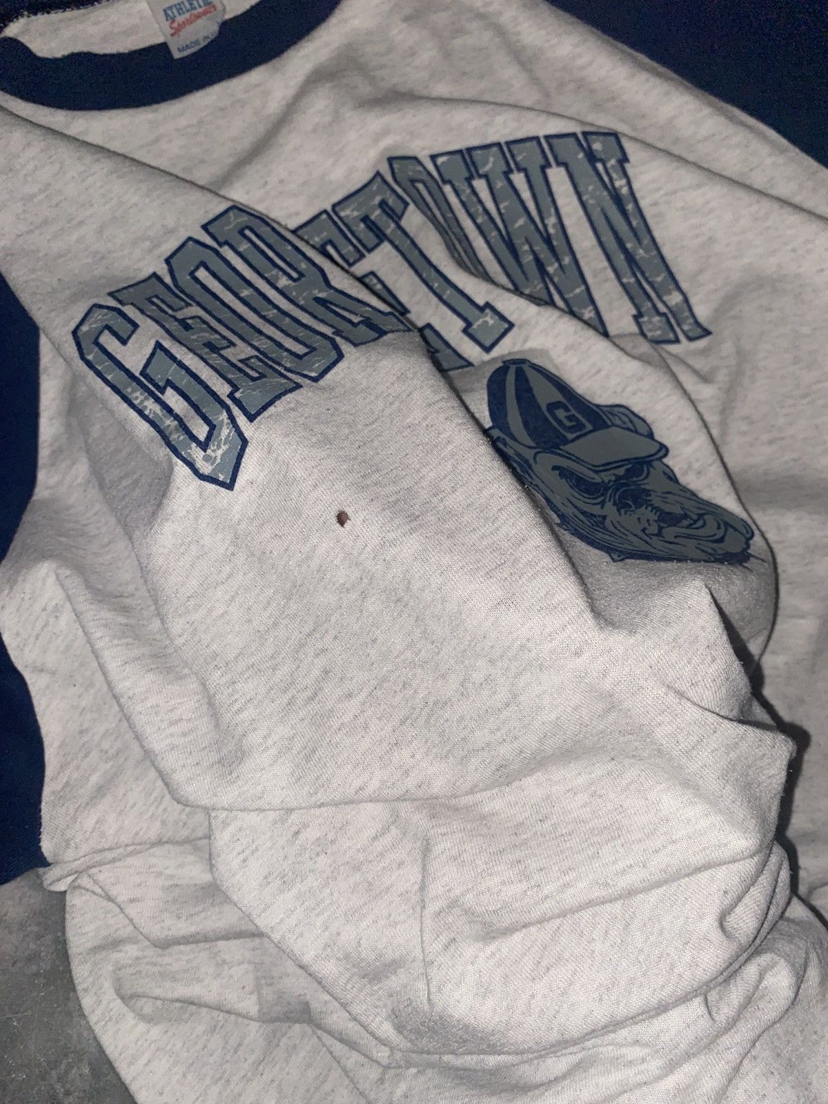 Vintage Vintage 1970s Single Stitch Georgetown Hoyas Bulldogs Tee Size US M / EU 48-50 / 2 - 6 Thumbnail