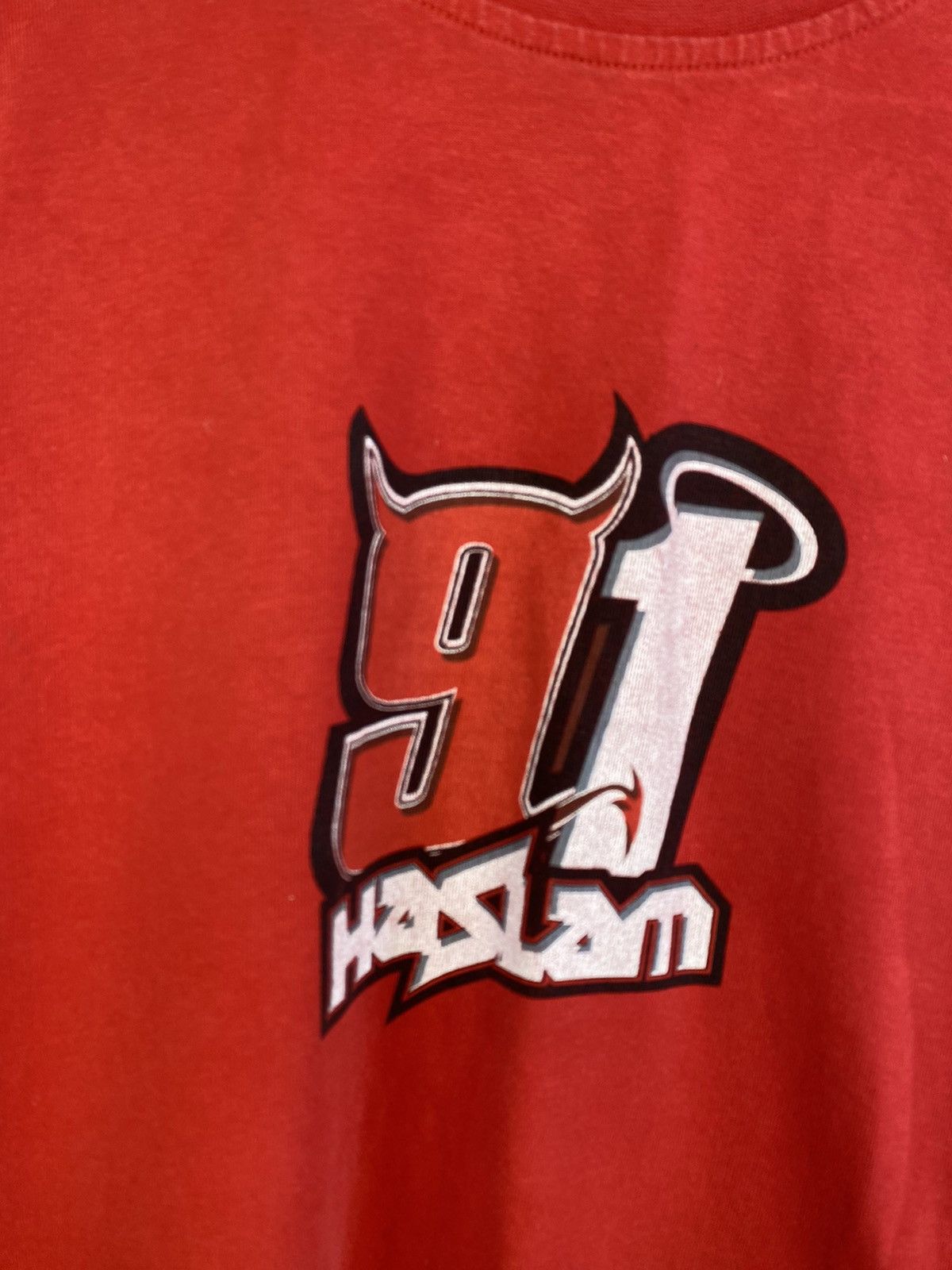 NASCAR Vintage Suzuki Hasiam 91 true faded big logo shirt mens Size US M / EU 48-50 / 2 - 3 Thumbnail