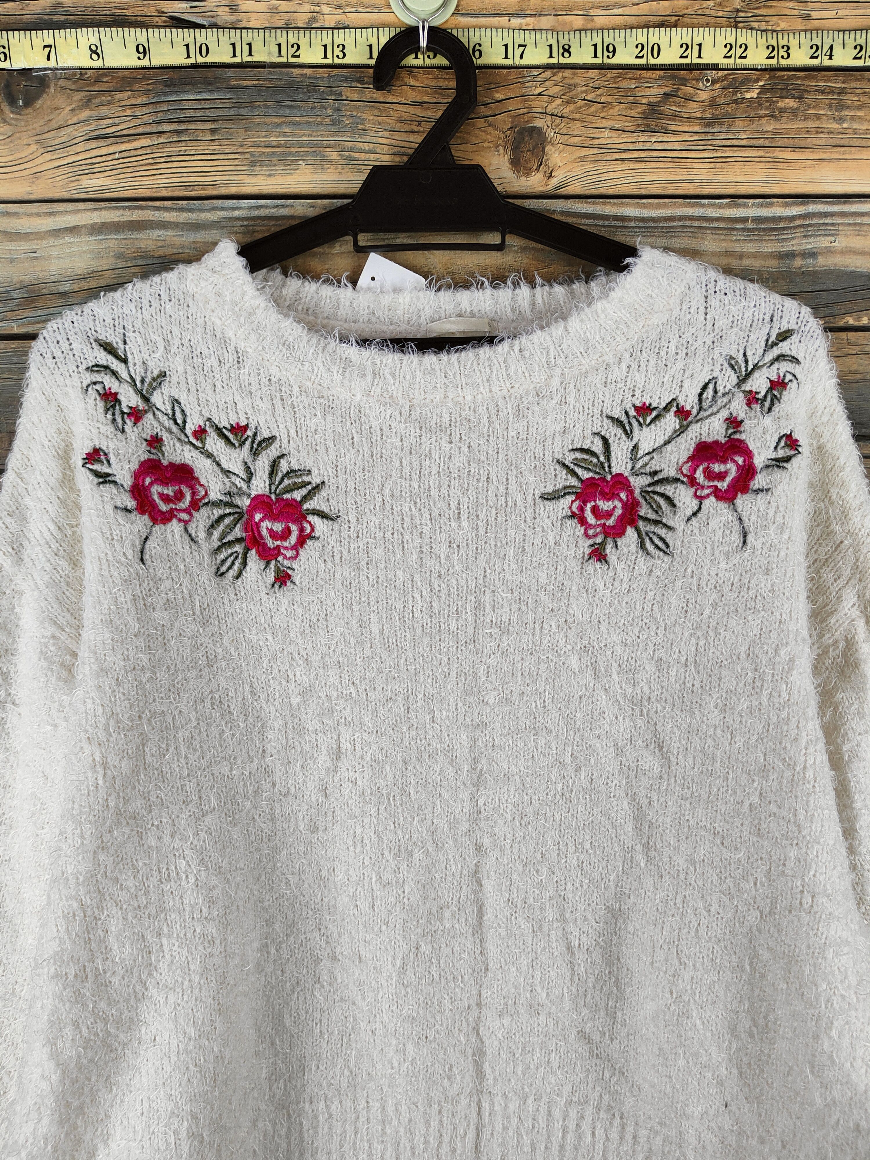 GU DL GU Ivory Fur shaggy Mohair Knitwear #46-489 Size S / US 4 / IT 40 - 2 Thumbnail