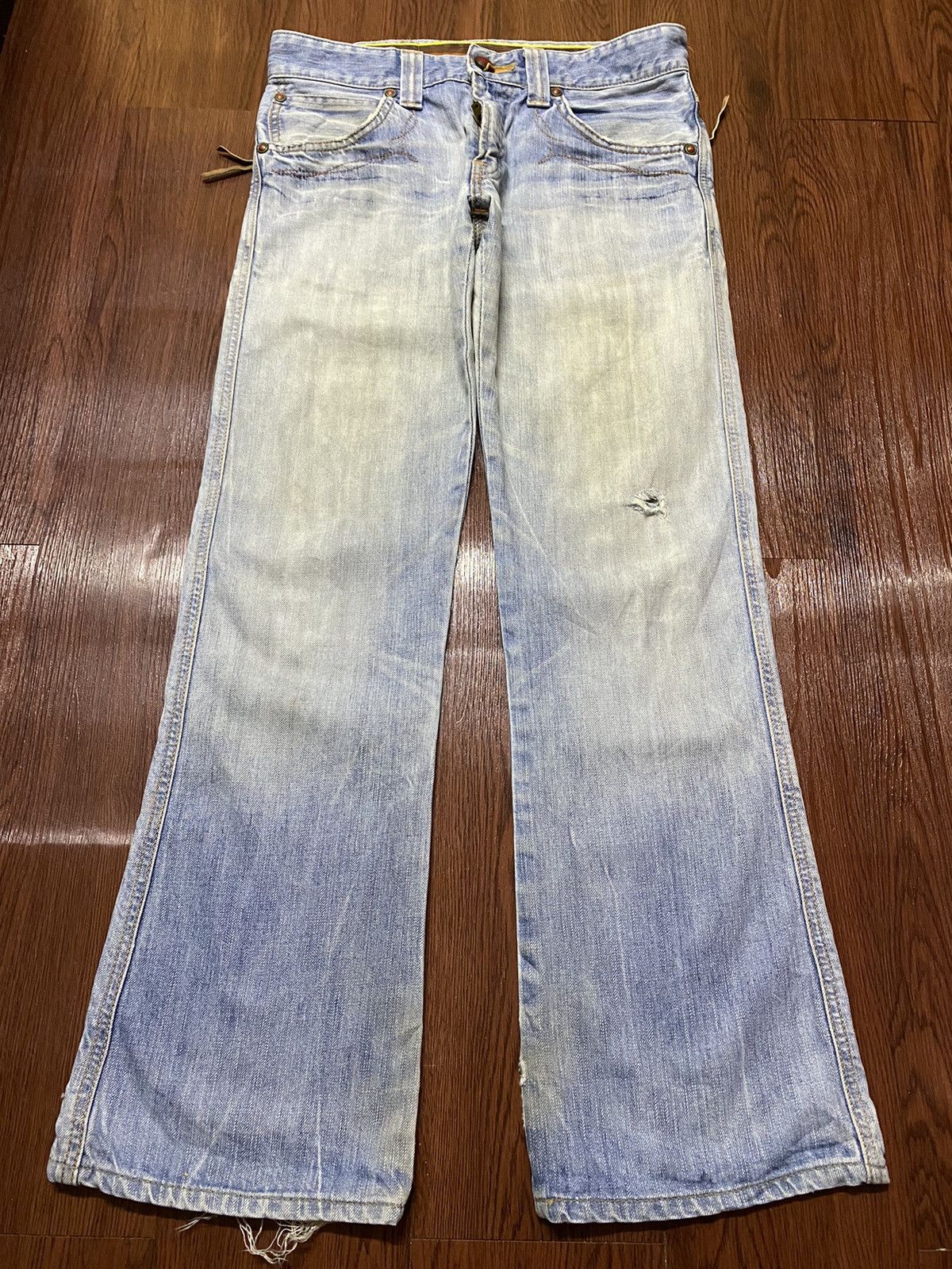 Japanese Brand Vintage Edwin 503 Blue Faded Wash Distressed Loose Jeans Size US 32 / EU 48 - 1 Thumbnail
